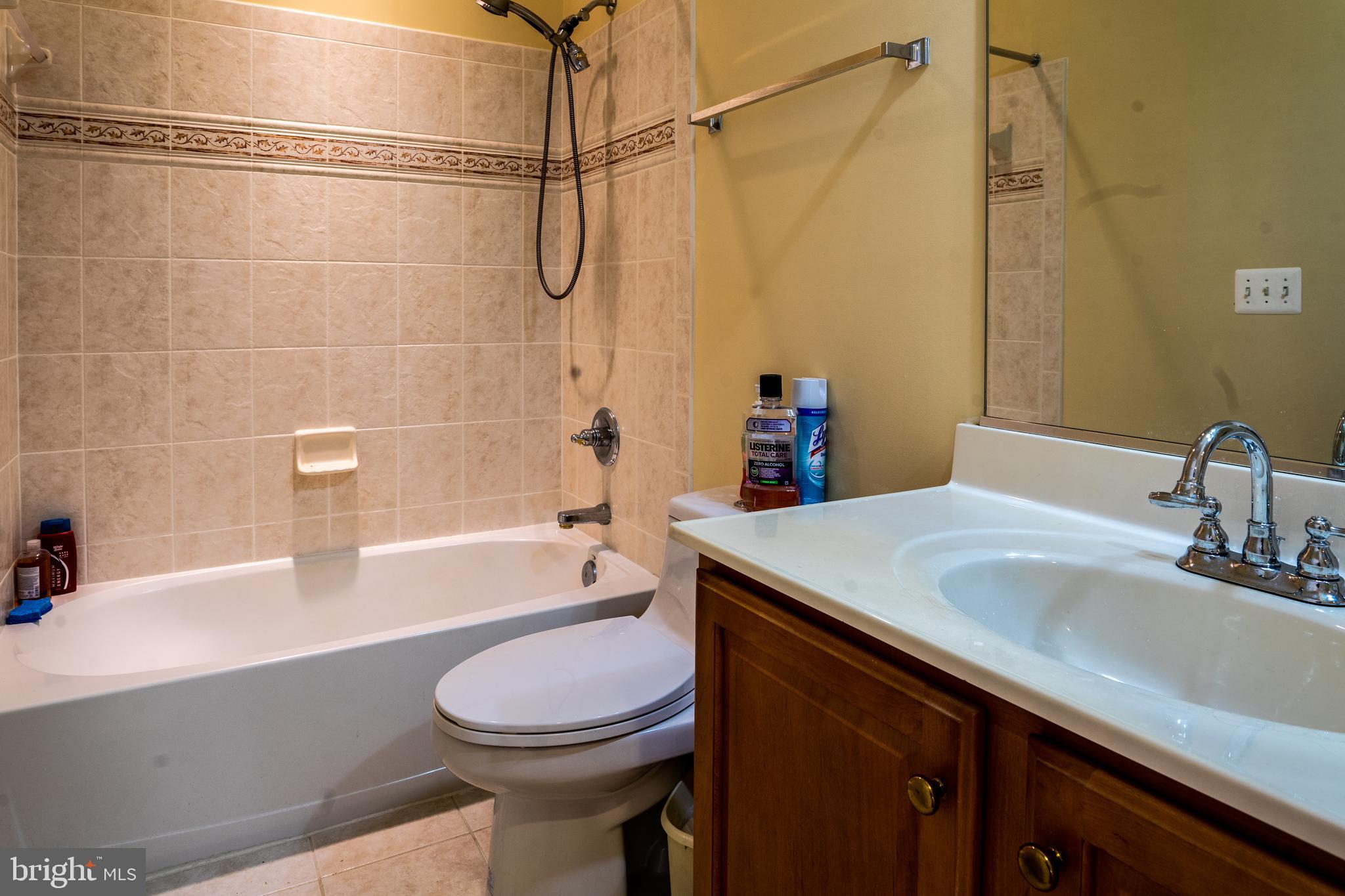 ACCOTINK BLUFF ESTATES - Residential Lease