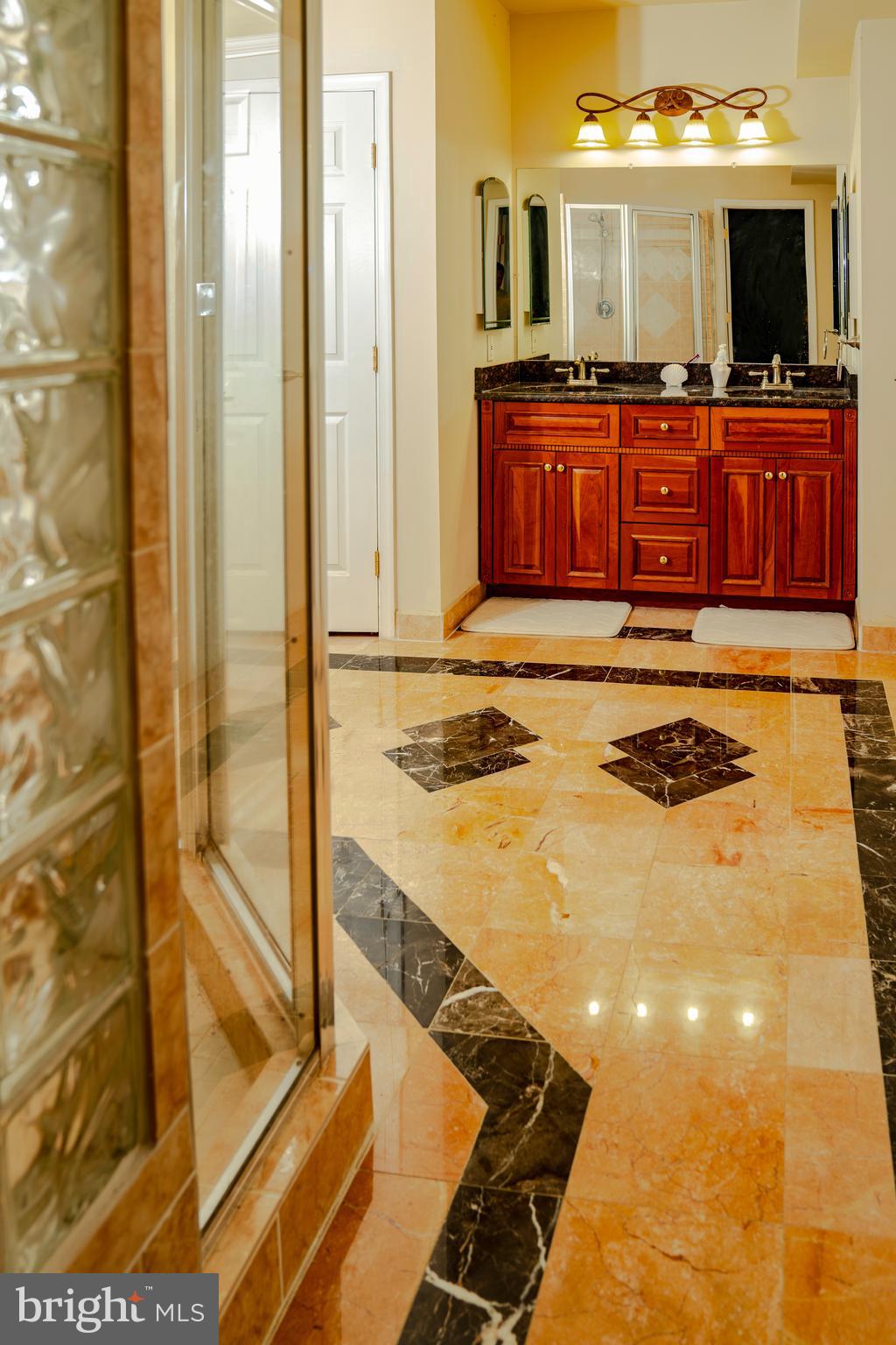 ACCOTINK BLUFF ESTATES - Residential Lease