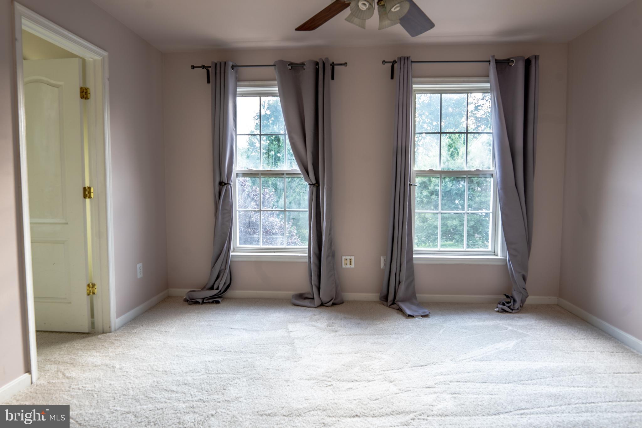 ACCOTINK BLUFF ESTATES - Residential Lease