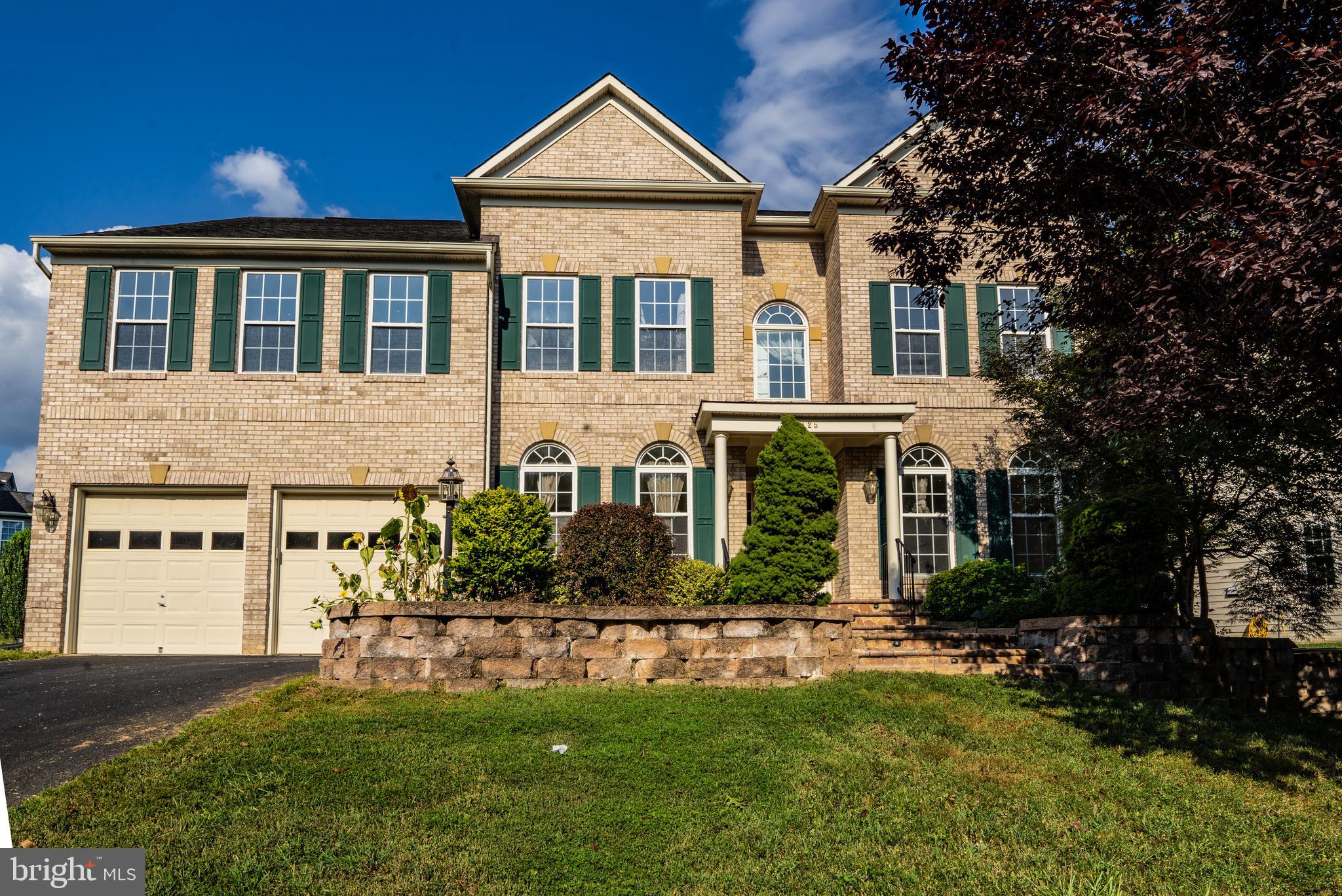 ACCOTINK BLUFF ESTATES - Residential Lease