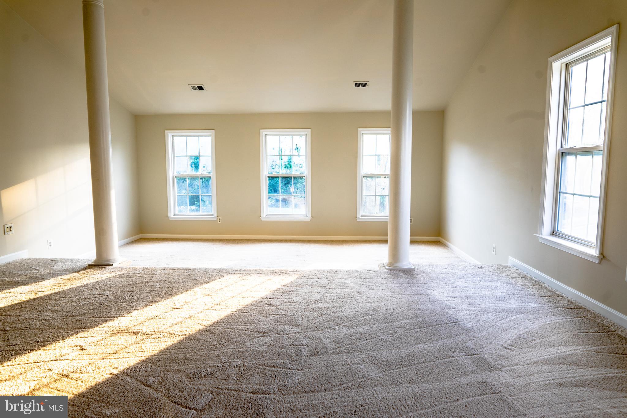 ACCOTINK BLUFF ESTATES - Residential Lease