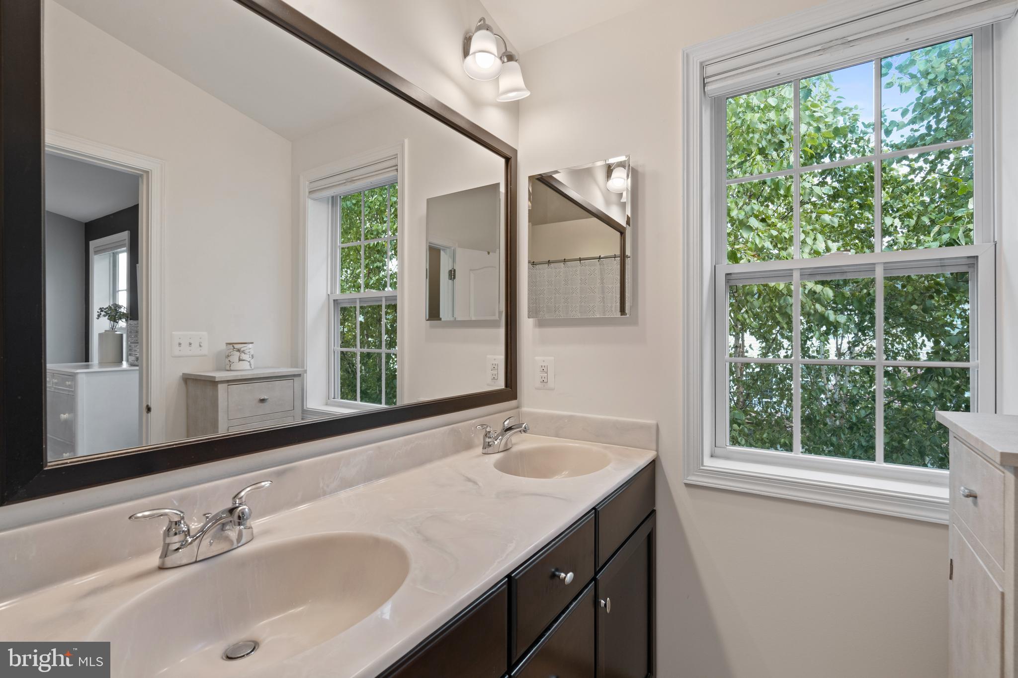 LOUDOUN VALLEY ESTATES 2 - Residential