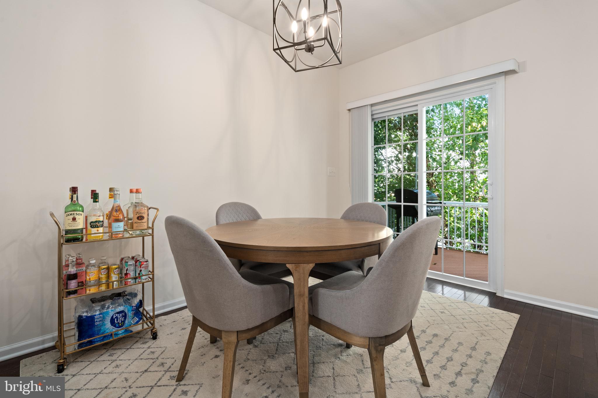 LOUDOUN VALLEY ESTATES 2 - Residential