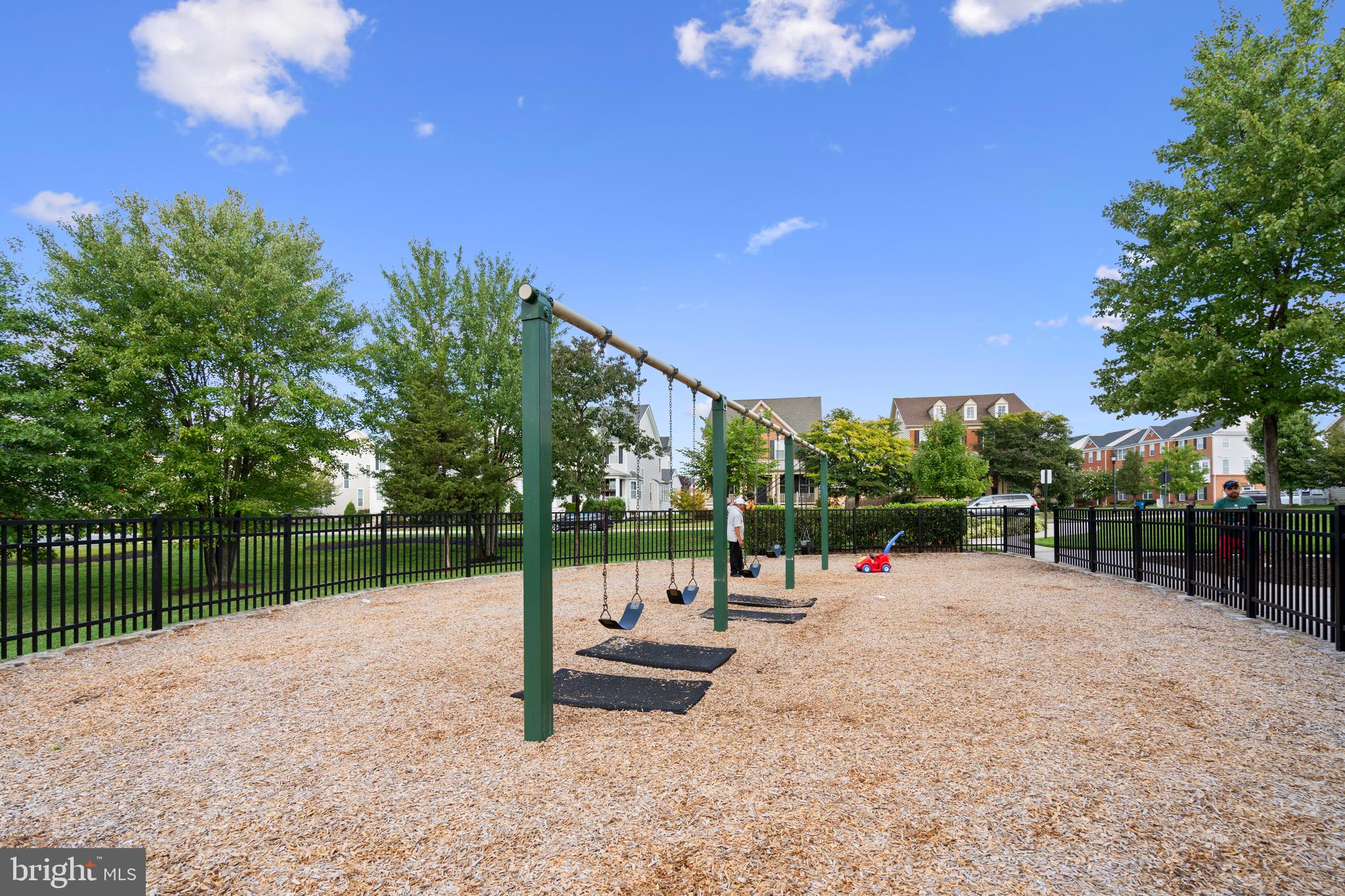 LOUDOUN VALLEY ESTATES 2 - Residential