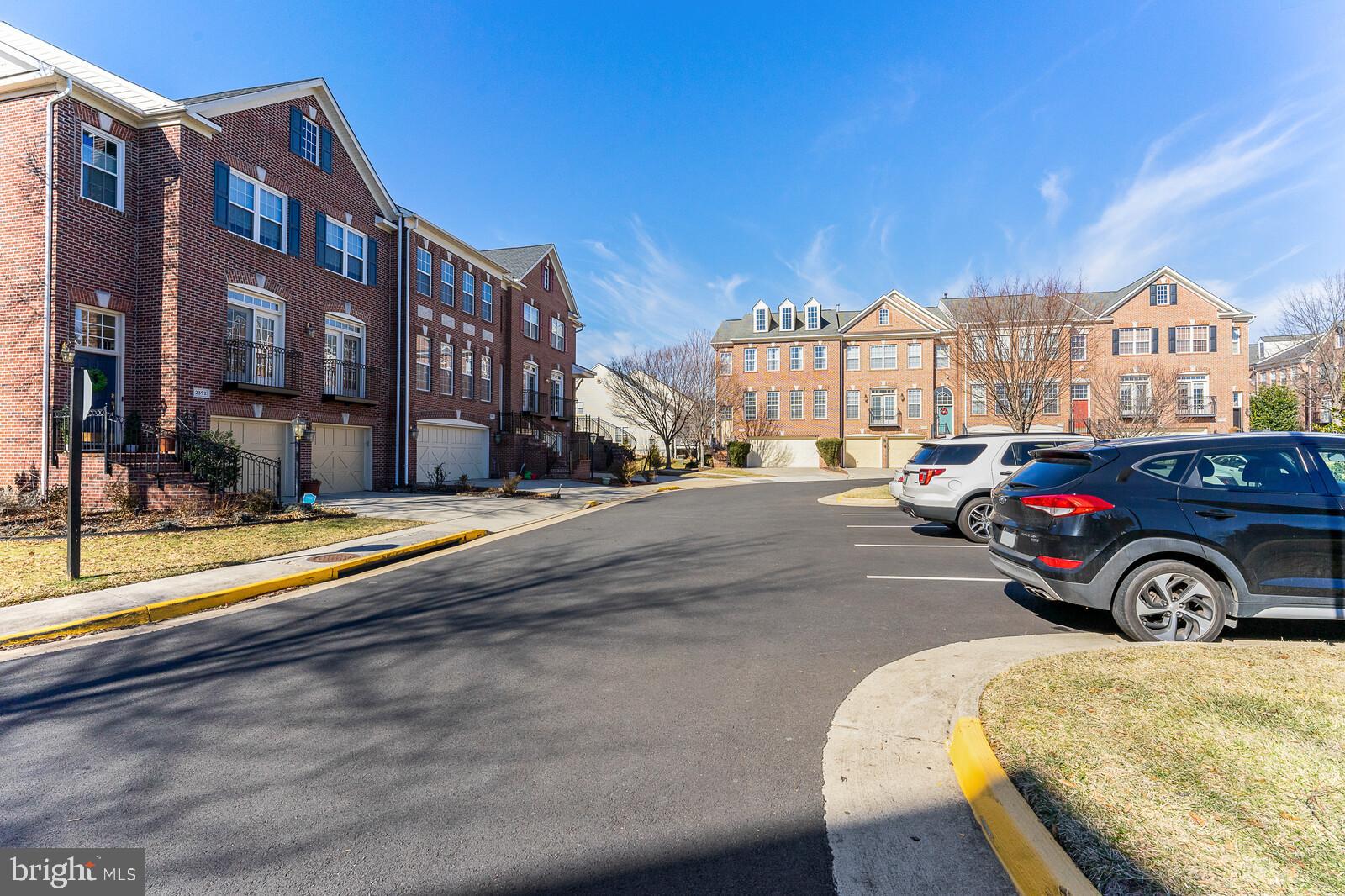 GREAT OAK - Residential Lease