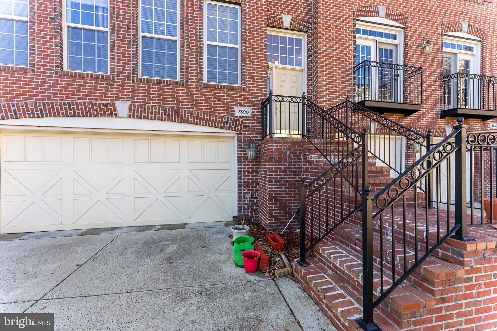 GREAT OAK - Residential Lease