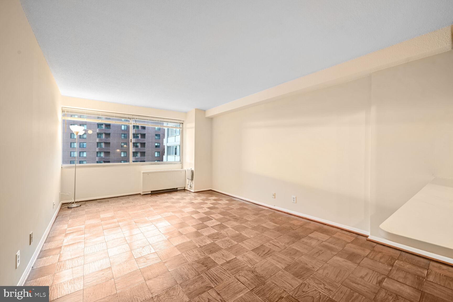 WILLOUGHBY OF CHEVY CHASE - Residential Lease