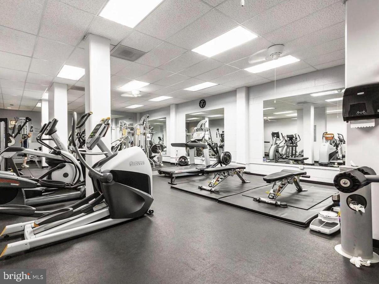 WILLOUGHBY OF CHEVY CHASE - Residential Lease