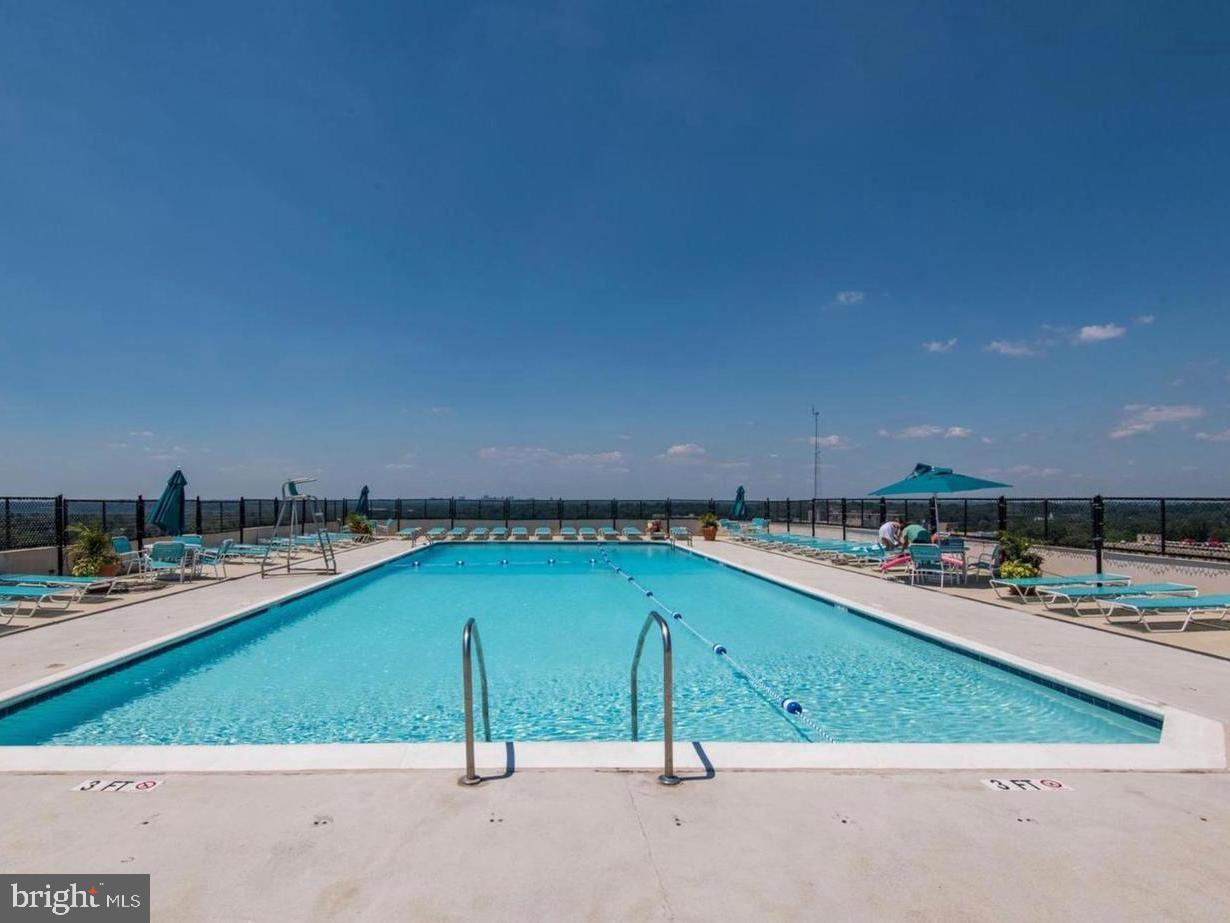 WILLOUGHBY OF CHEVY CHASE - Residential Lease