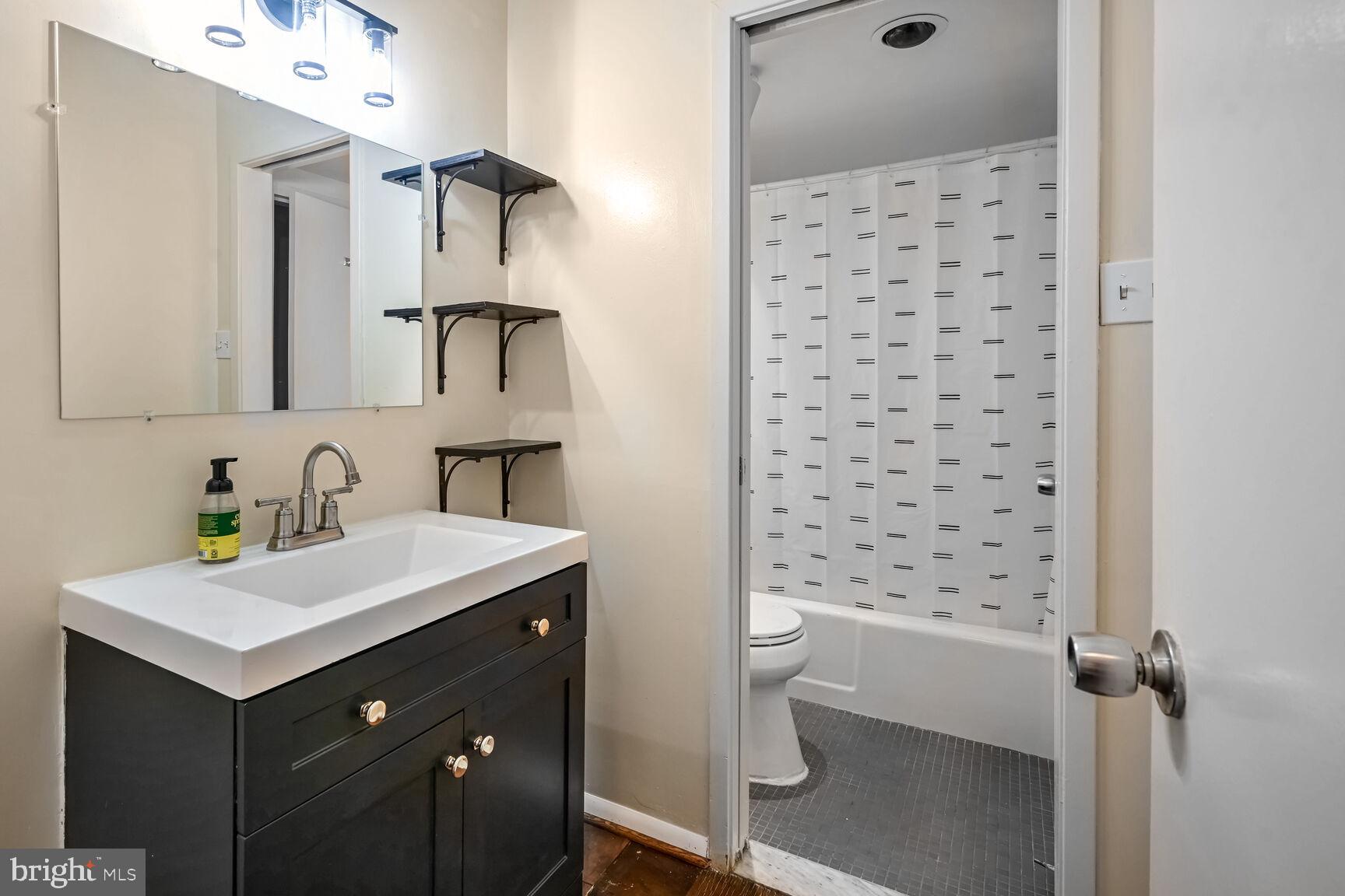 WILLOUGHBY OF CHEVY CHASE - Residential Lease