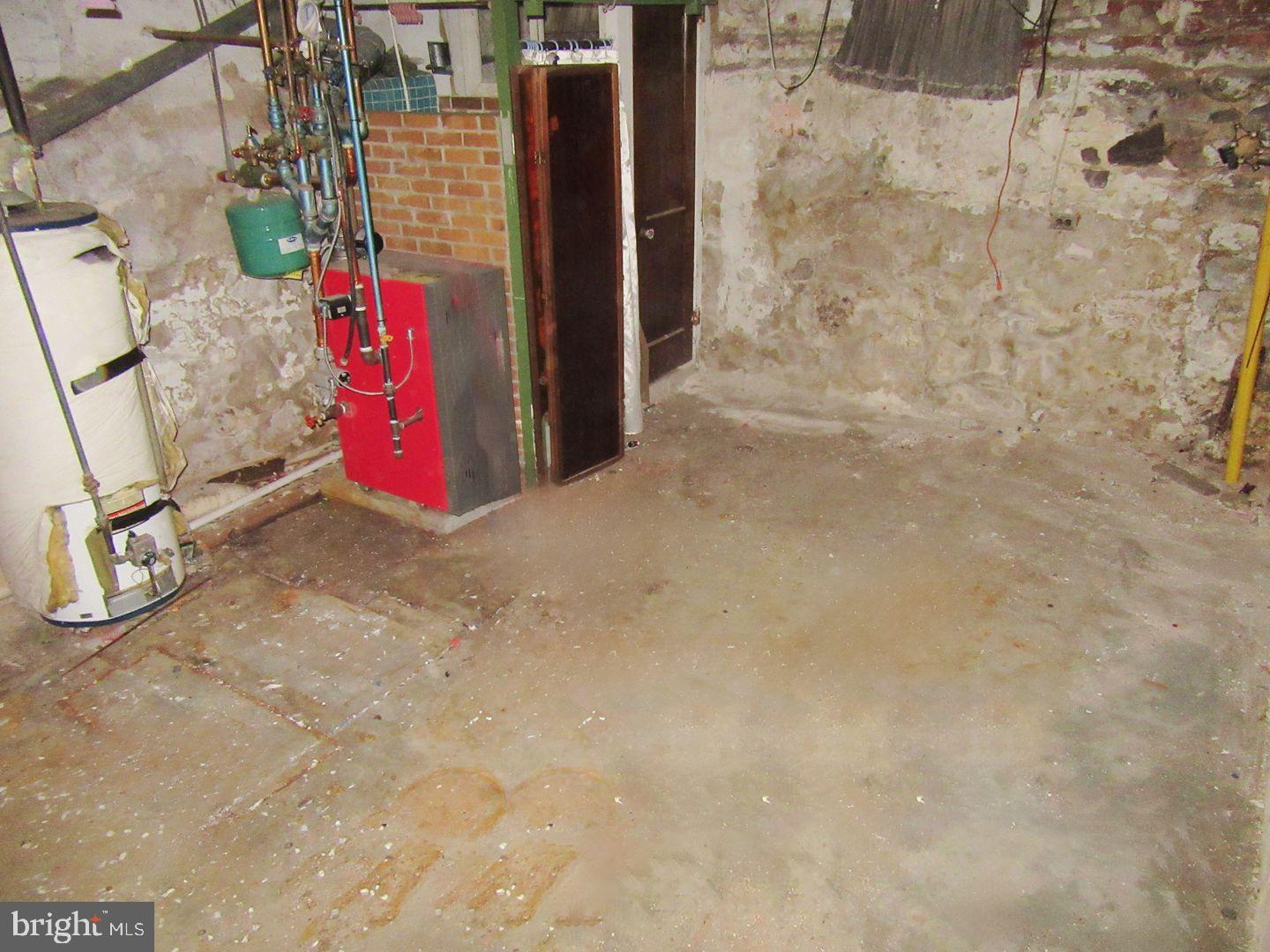 NORRISTOWN - Residential