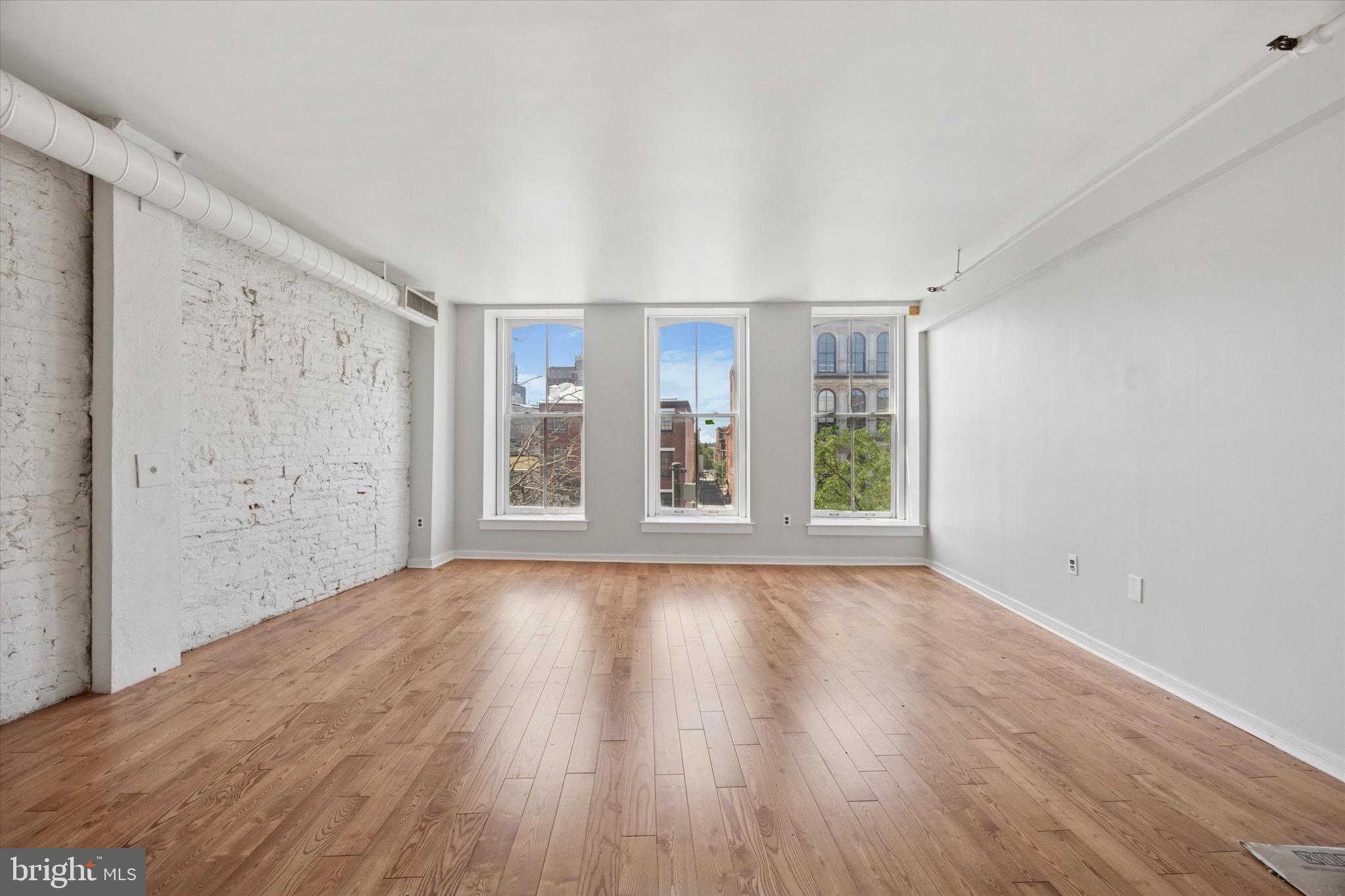 OLD CITY - Residential Lease