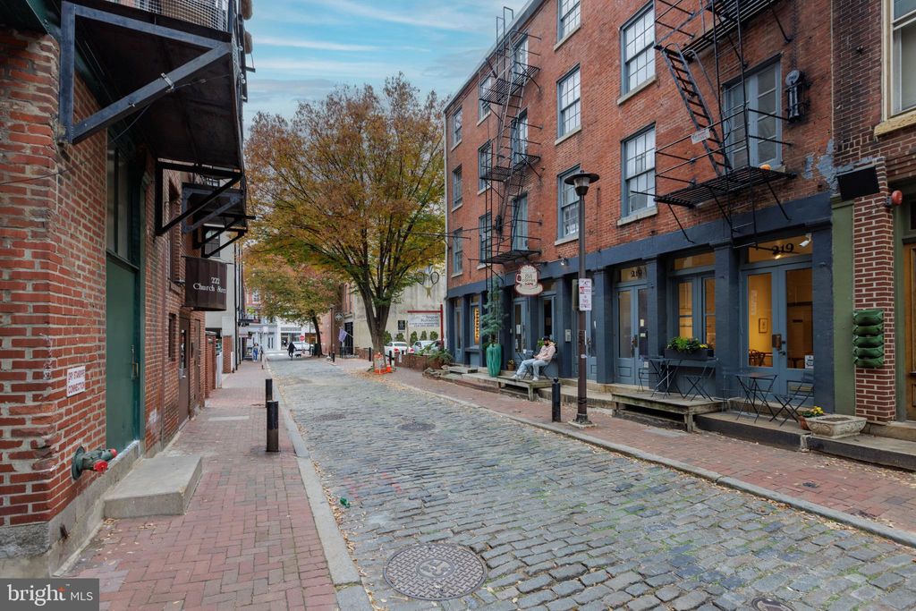 Photo of 222 Church Street #3E, PHILADELPHIA, PA 19106 (MLS # PAPH2539806)