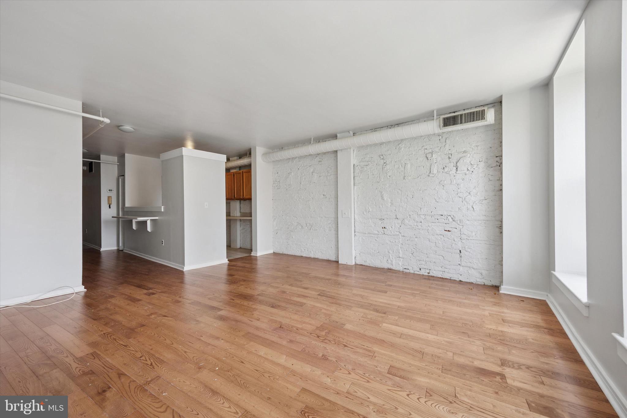 OLD CITY - Residential Lease