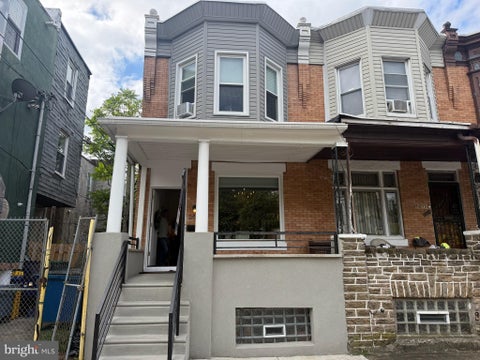 Townhouse For Rent - 2910 Cecil B Moore Avenue<br/> PHILADELPHIA, PA 19121