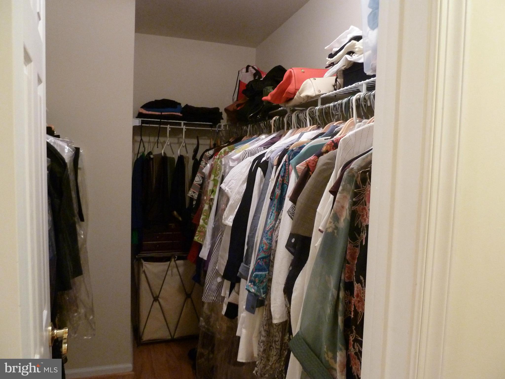 WILLOW OAKS - Residential Lease