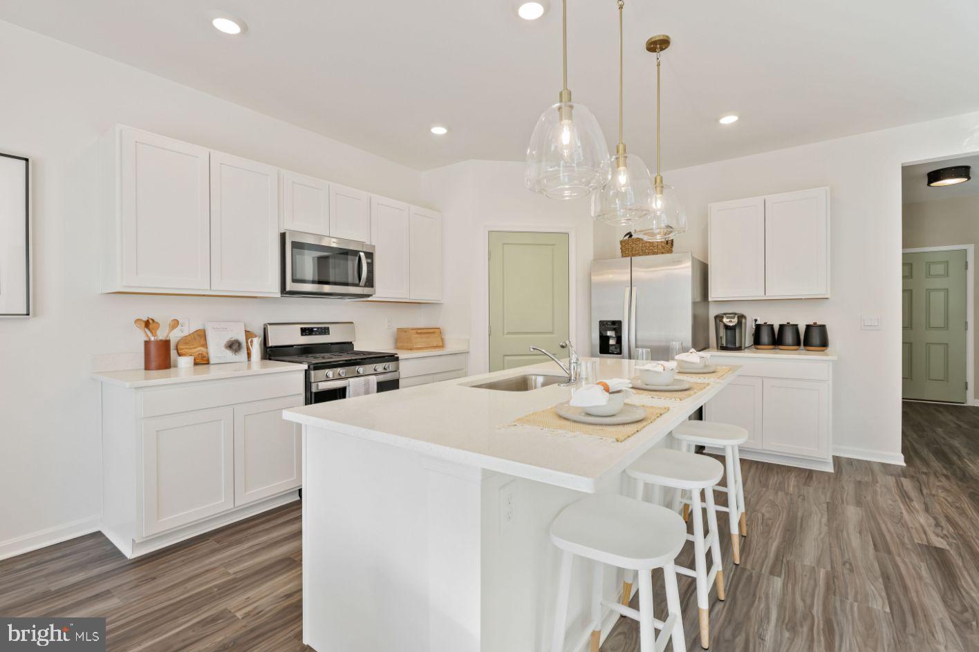 WEST WIND - Residential