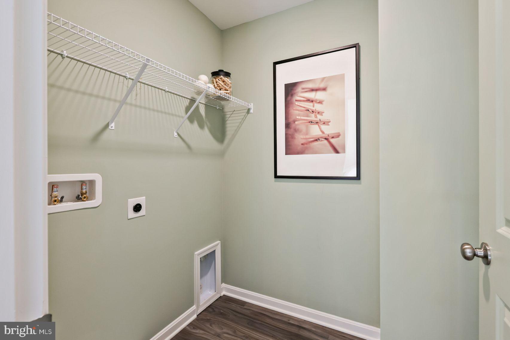 WEST WIND - Residential