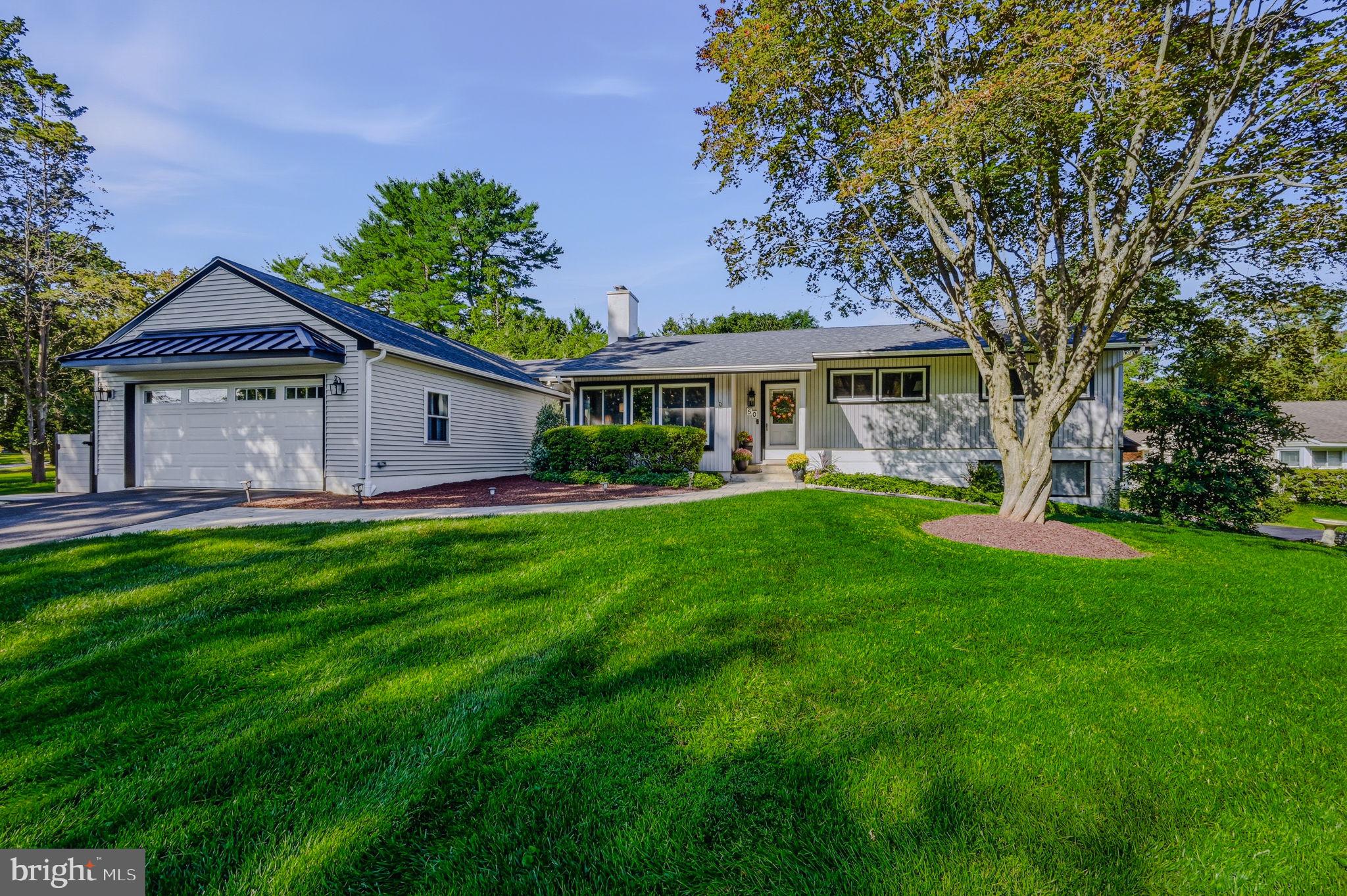 50 RAMPART EAST