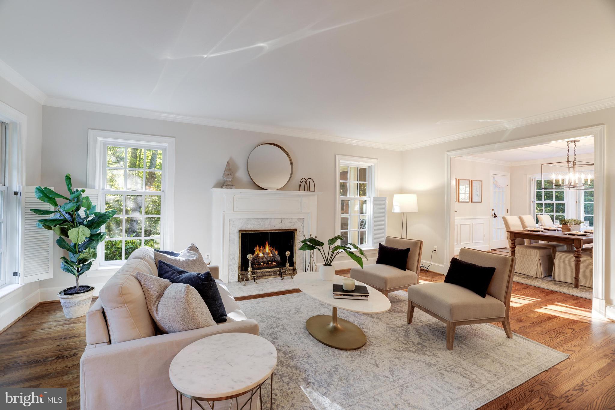 FALCON RIDGE - Residential