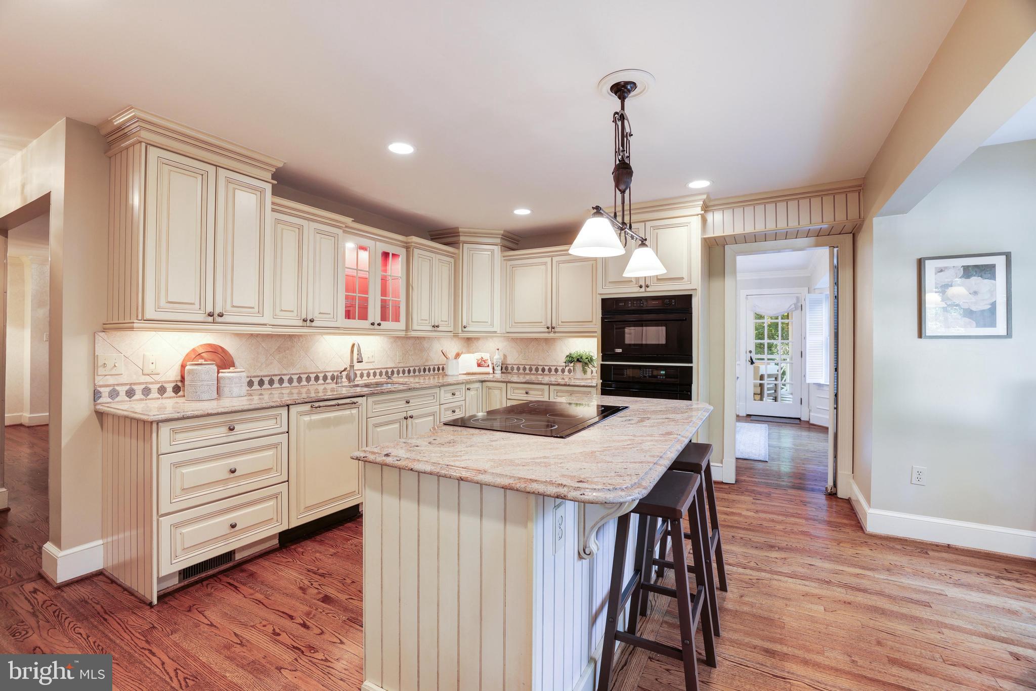 FALCON RIDGE - Residential