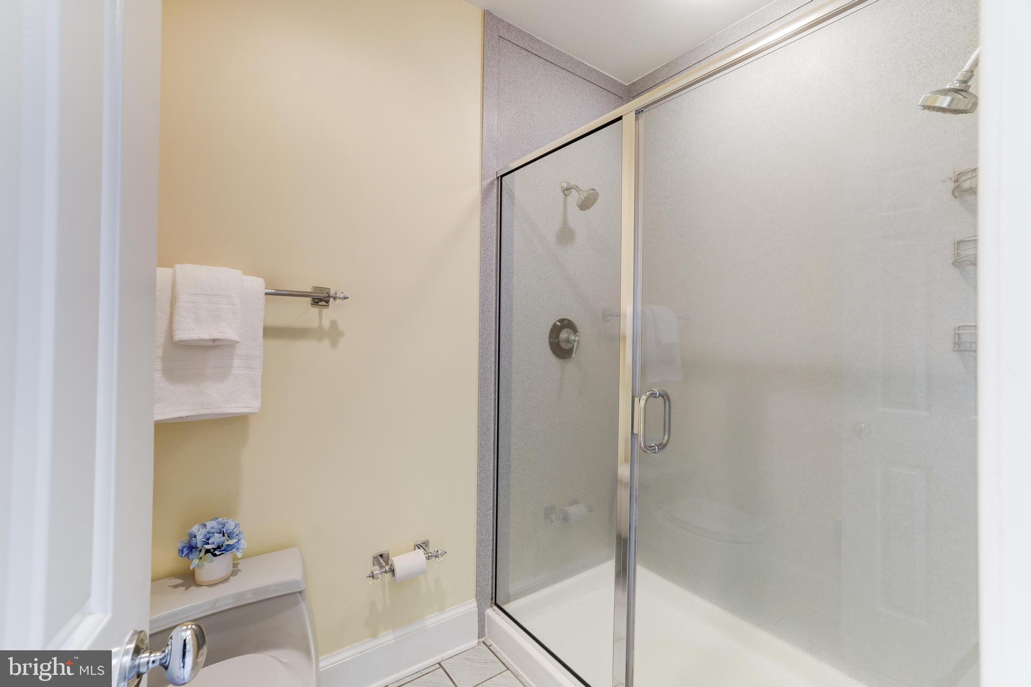 FALCON RIDGE - Residential