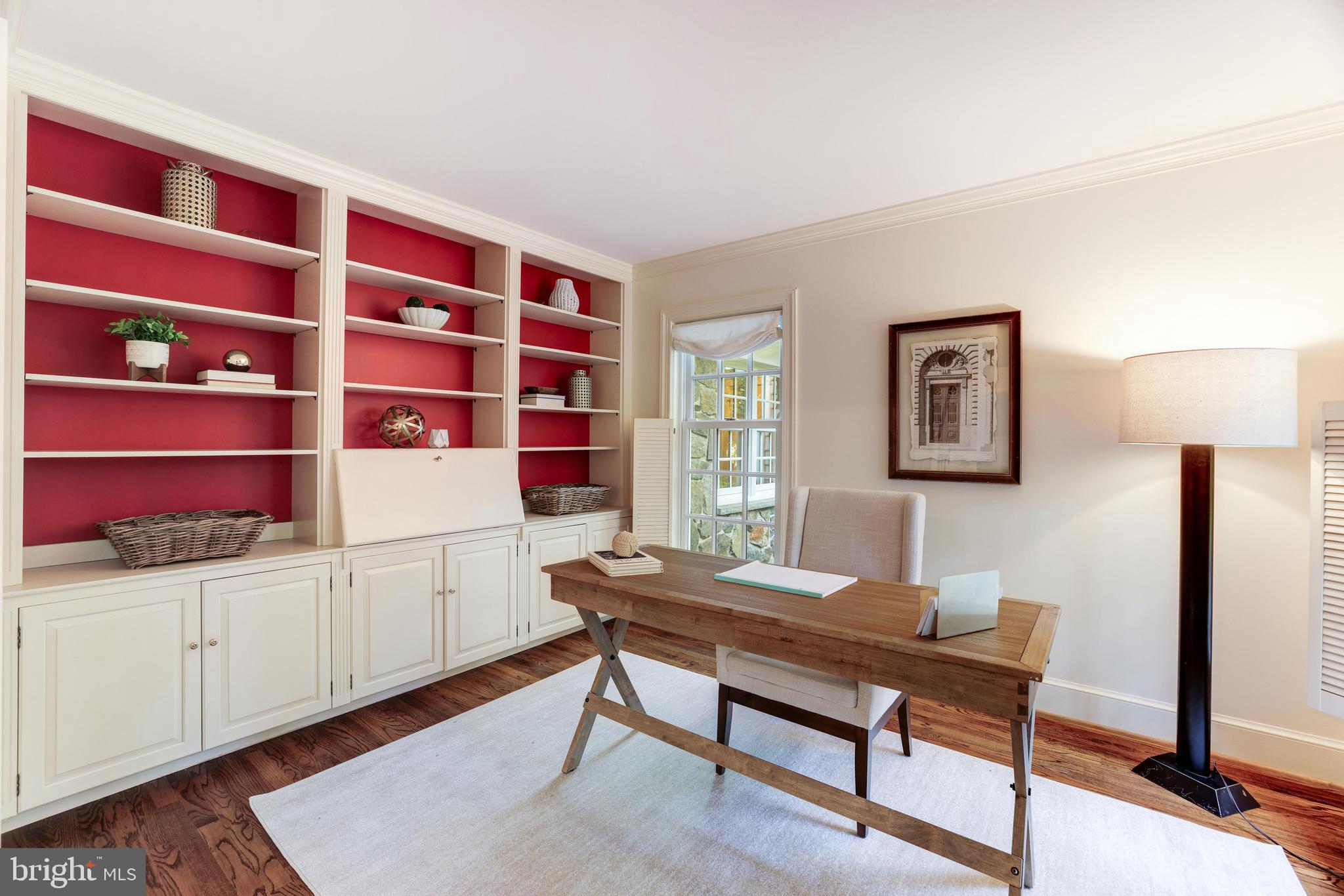 FALCON RIDGE - Residential