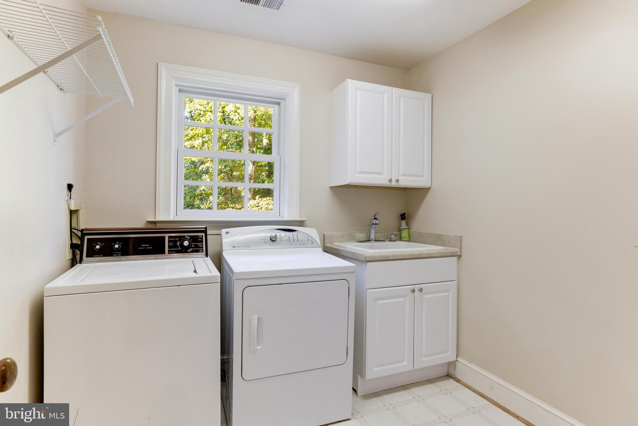 FALCON RIDGE - Residential