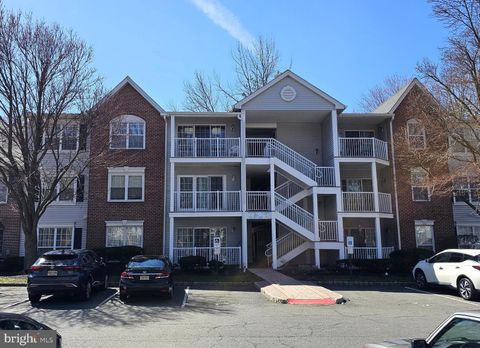 Condo For Sale - 12 Chambord Court<br/> HAMILTON, NJ 08619