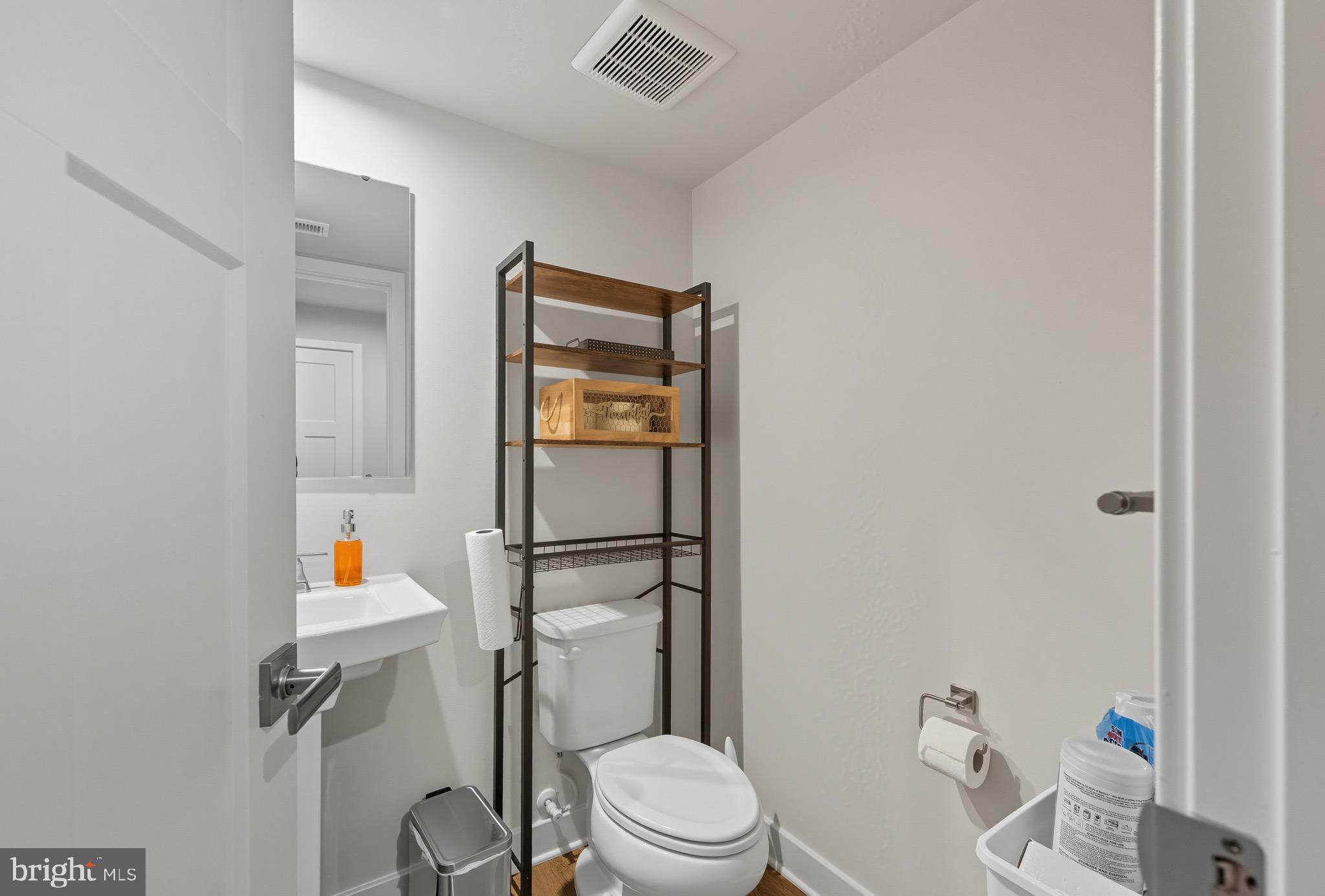 WESTPHALIA - Residential Lease