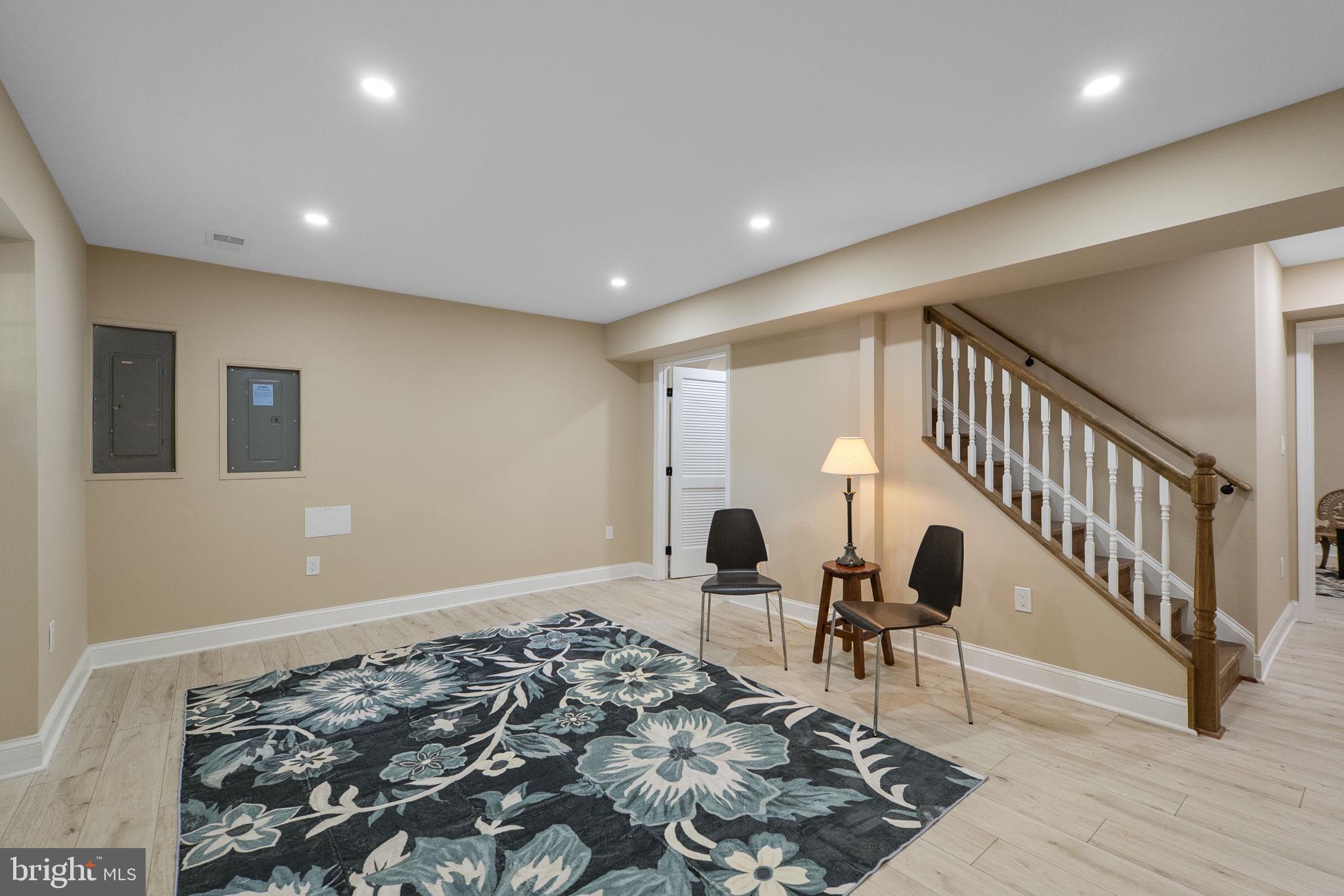 BARNESVILLE OUTSIDE - Residential