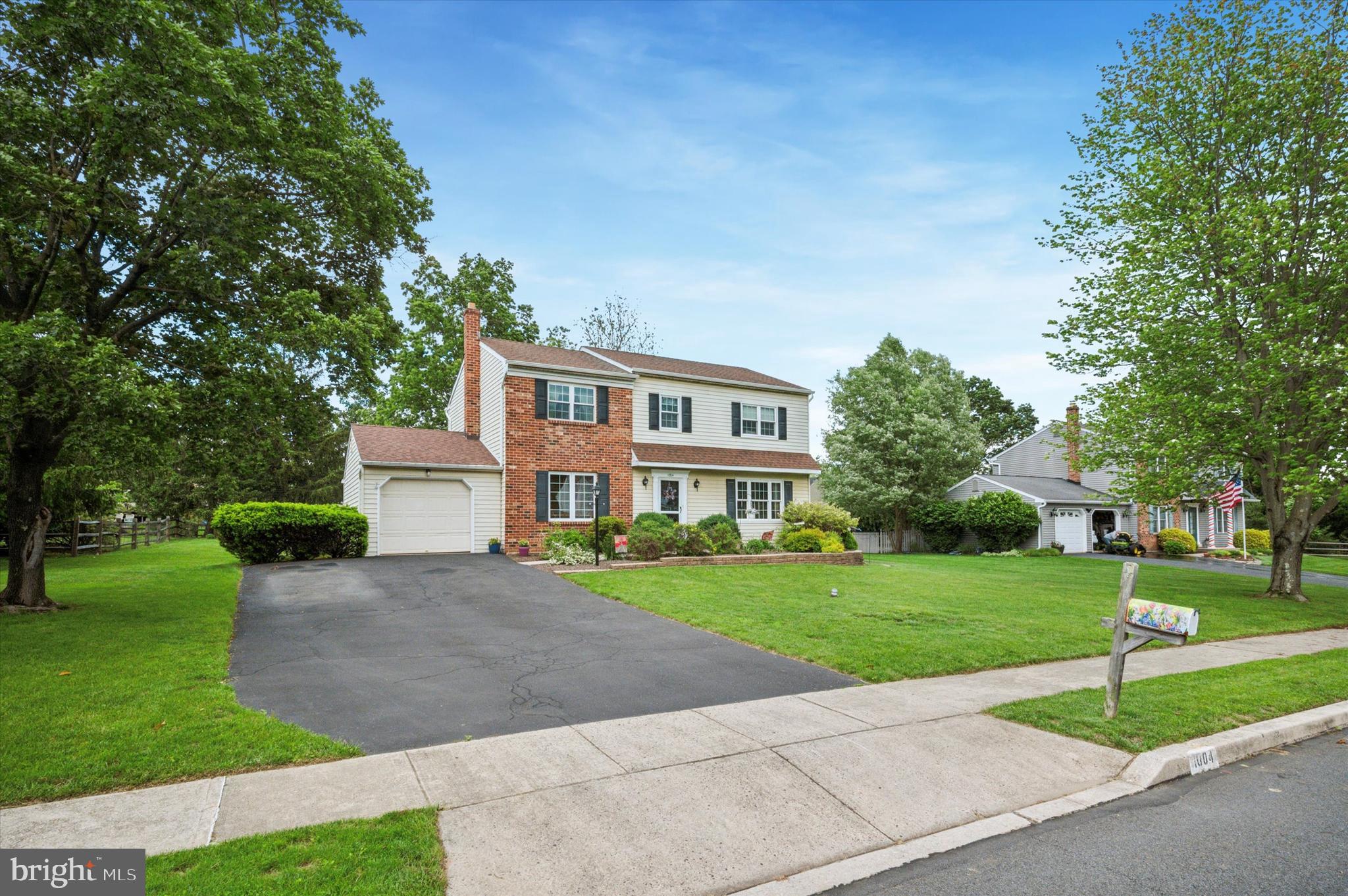 1004 TRUMAN ROAD