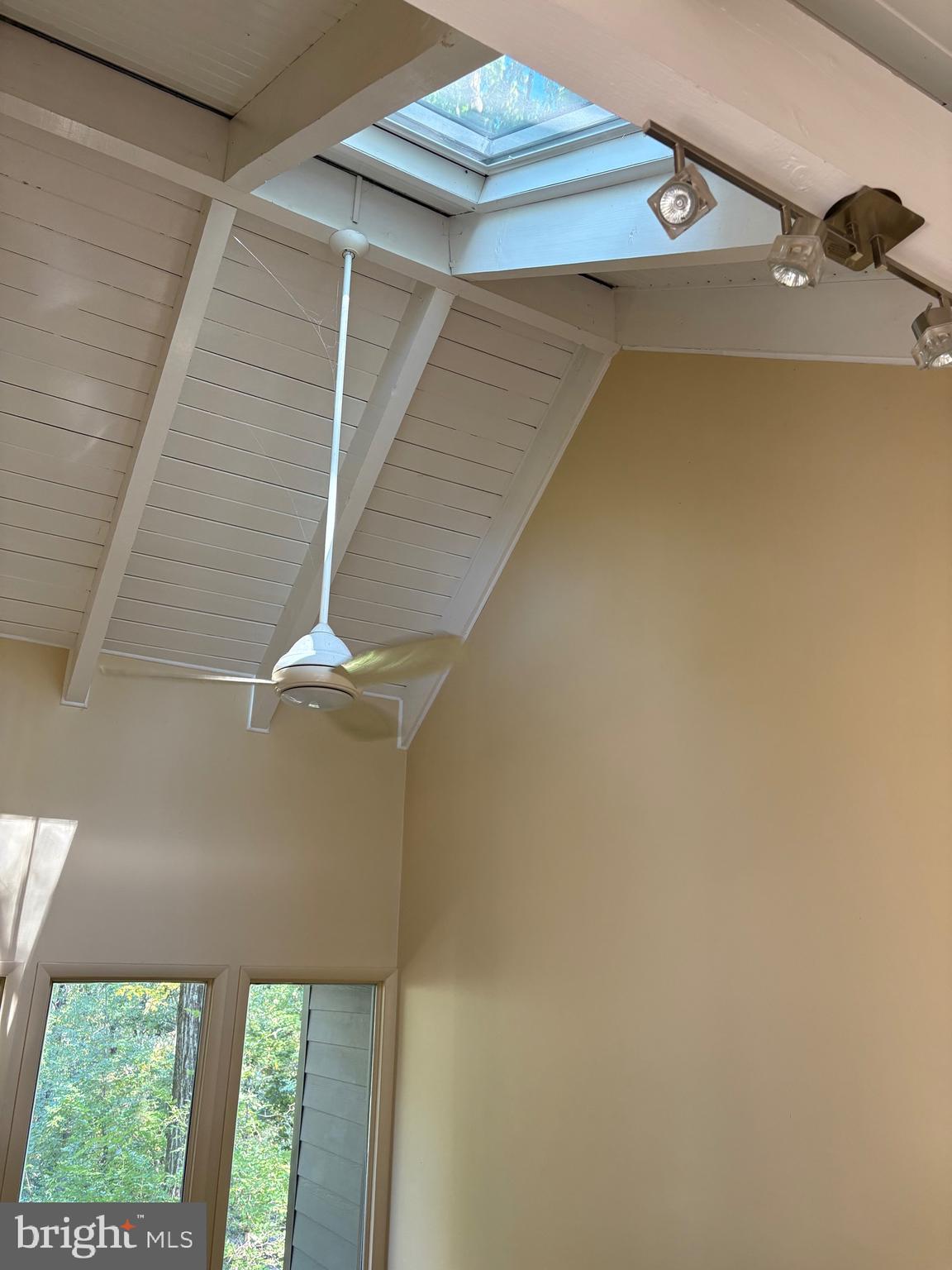 PINE RIDGE - Residential