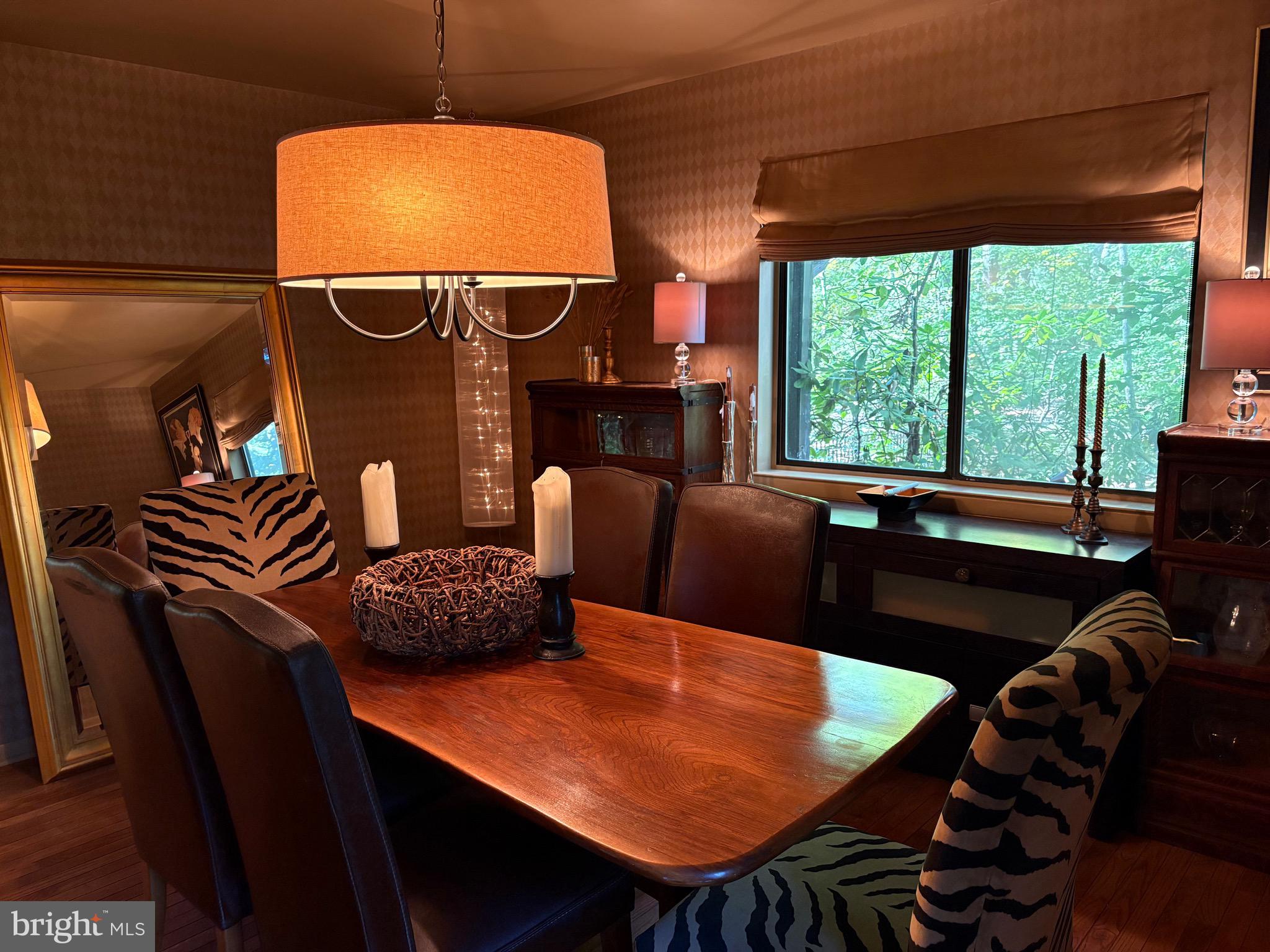 PINE RIDGE - Residential