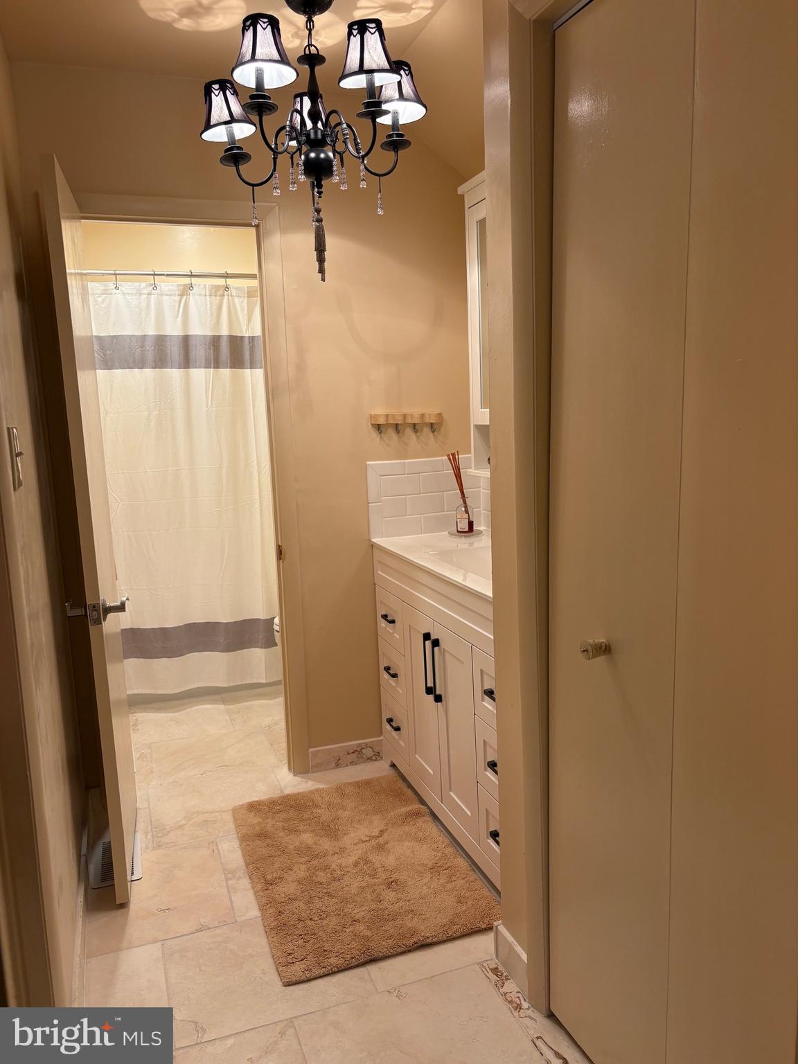 PINE RIDGE - Residential