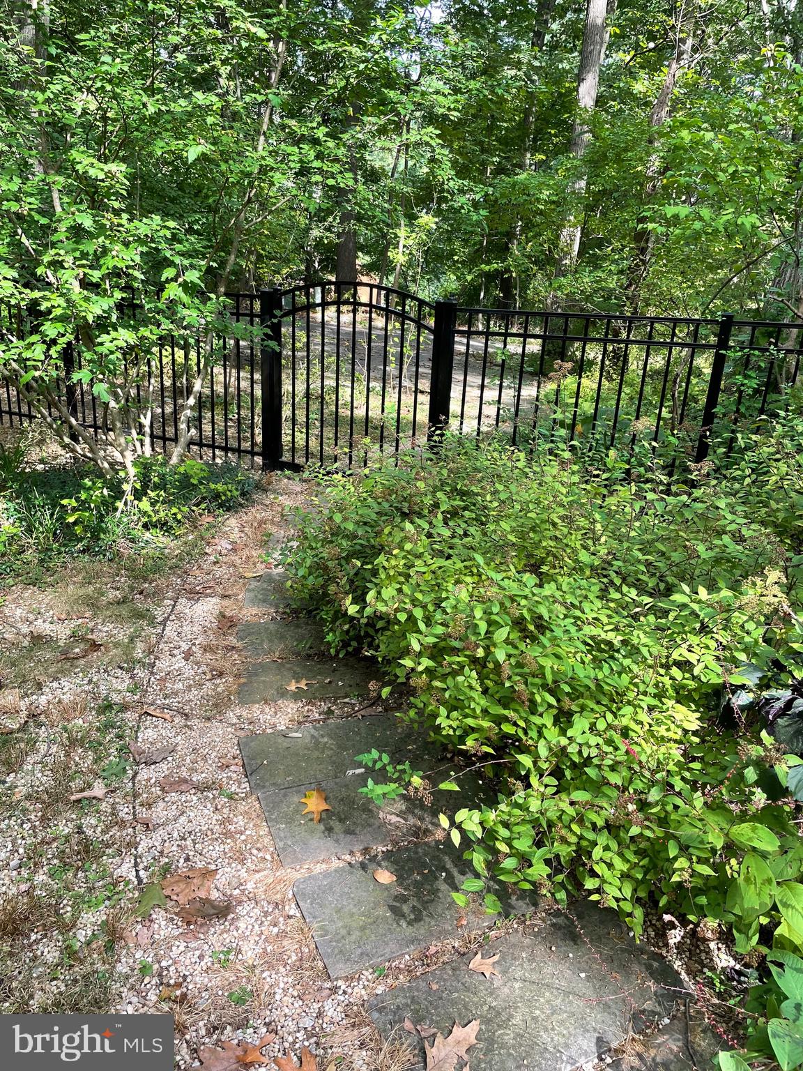 PINE RIDGE - Residential