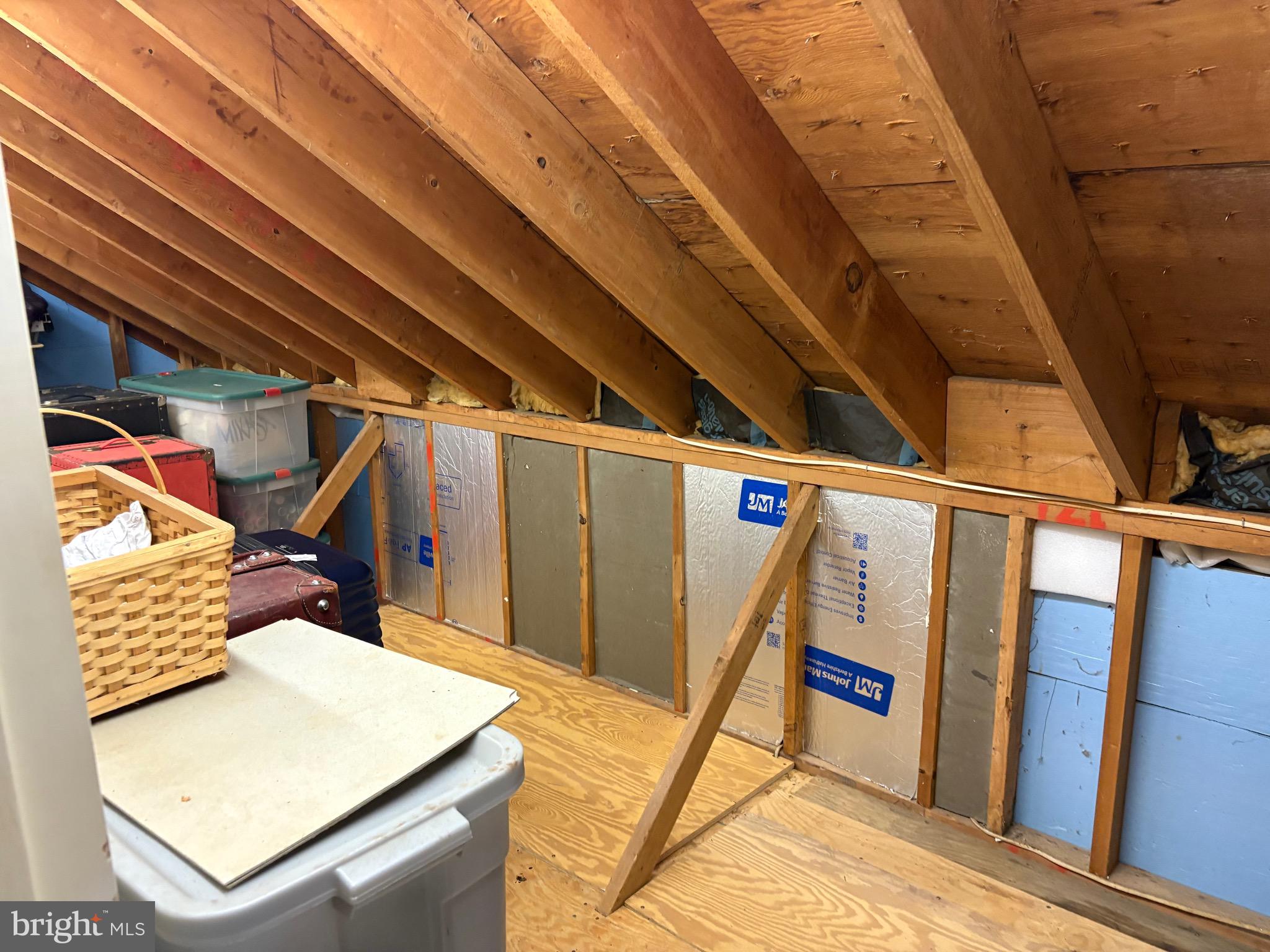 PINE RIDGE - Residential