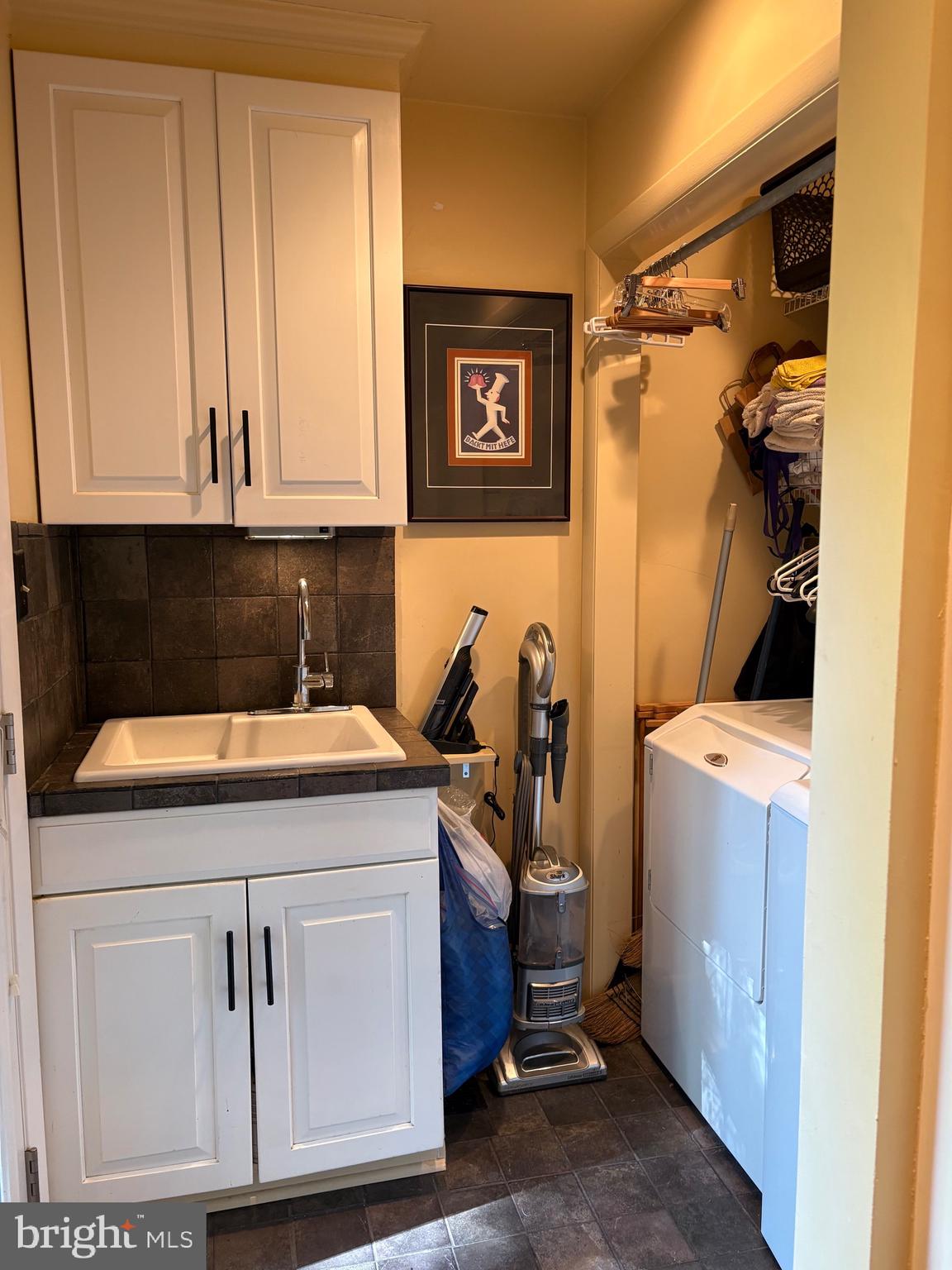 PINE RIDGE - Residential