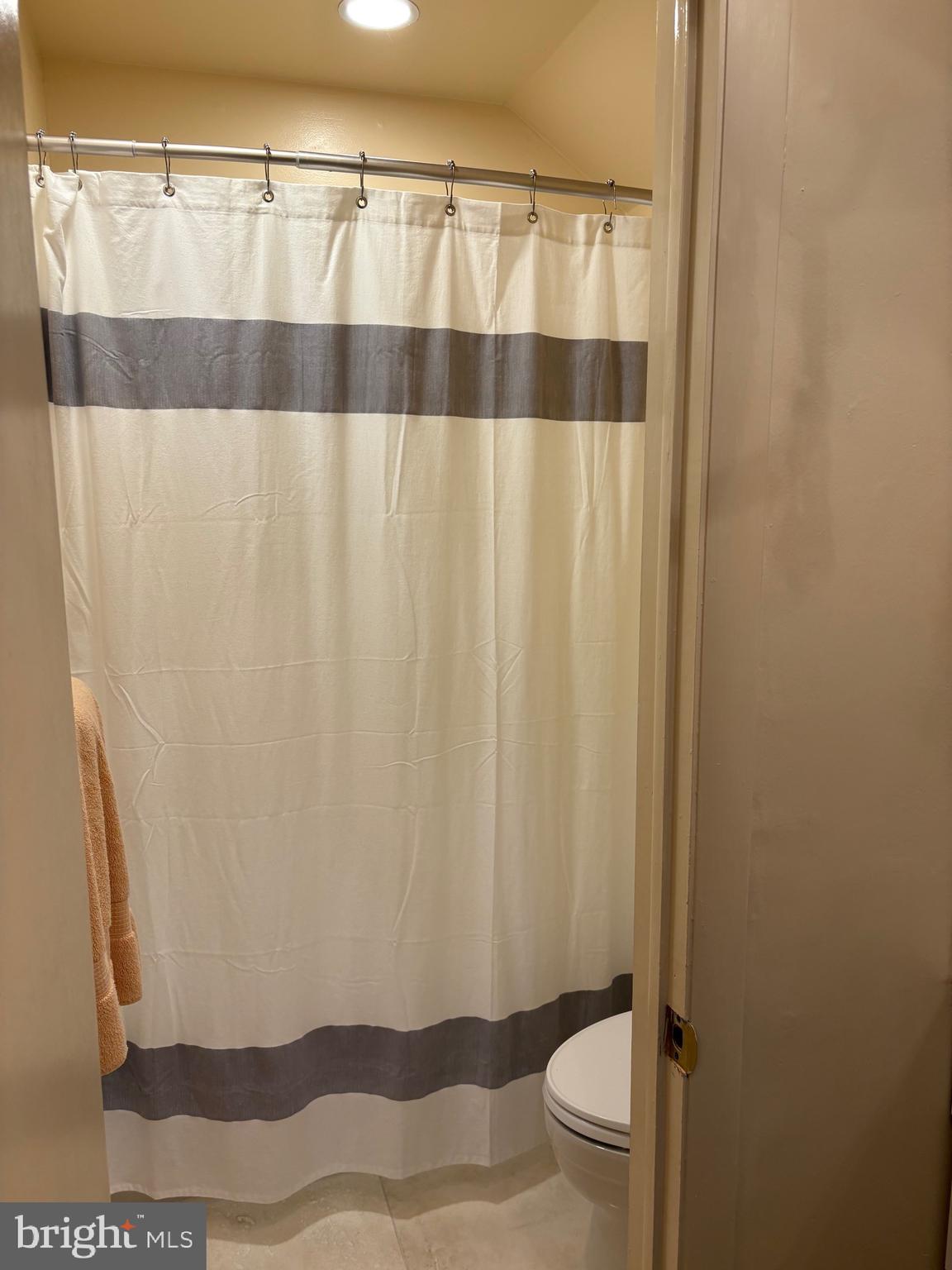 PINE RIDGE - Residential