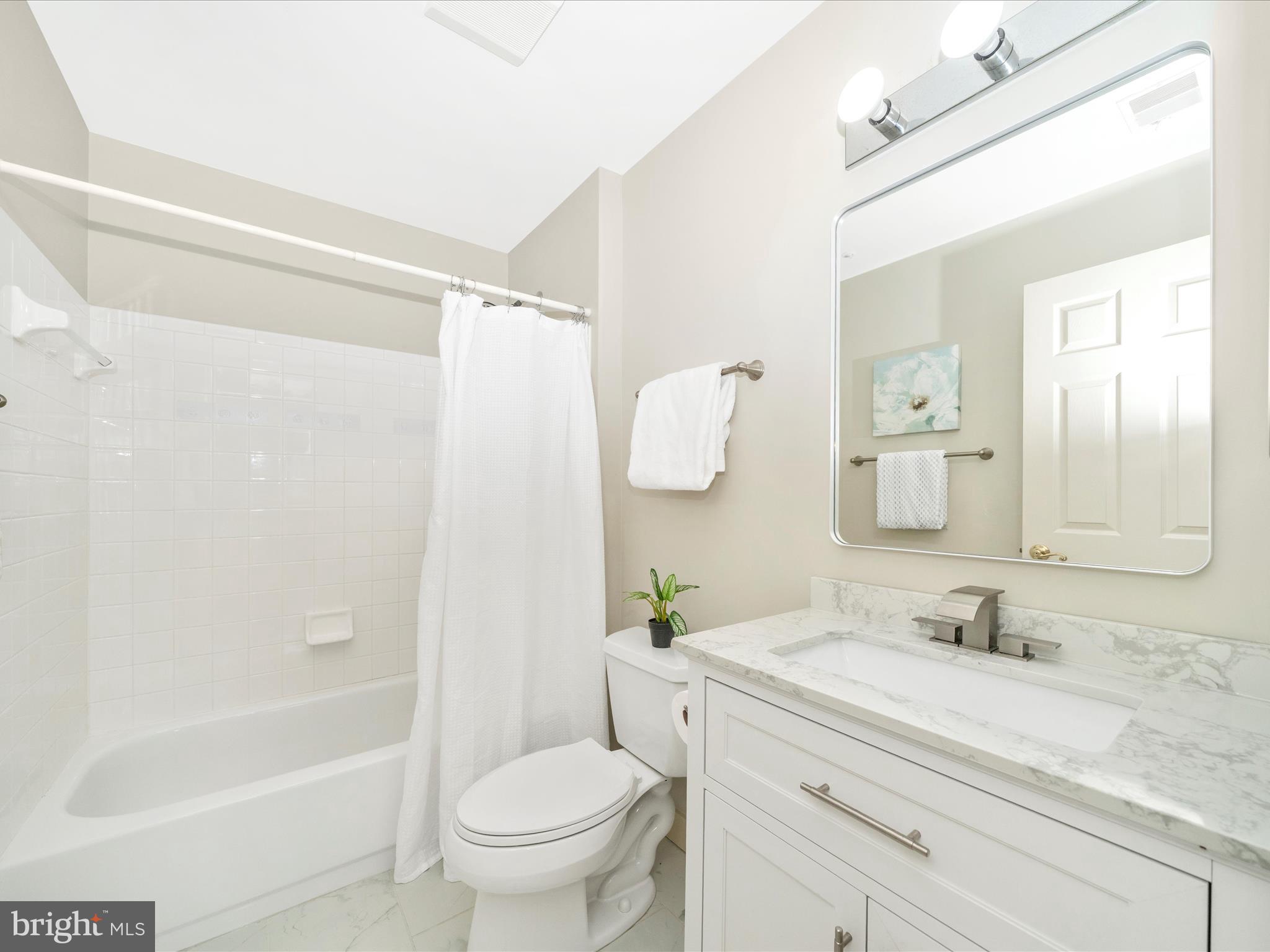 KENTLANDS VIEW - Residential