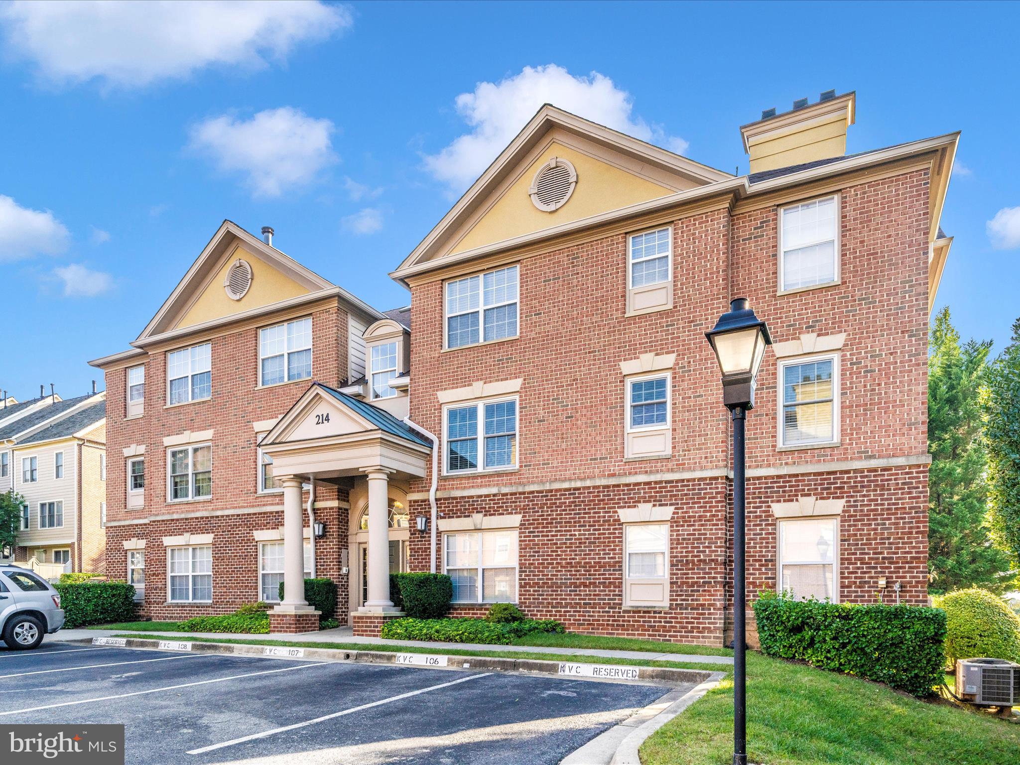 KENTLANDS VIEW - Residential