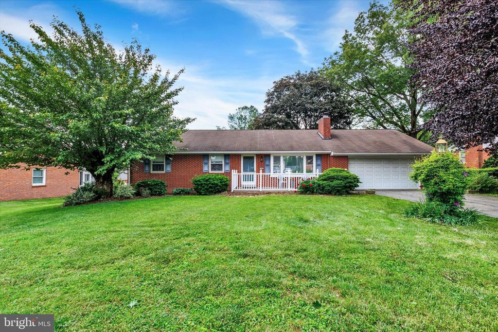 Photo of 38 Homestead Drive, LANCASTER, PA 17602 (MLS # PALA2070042)