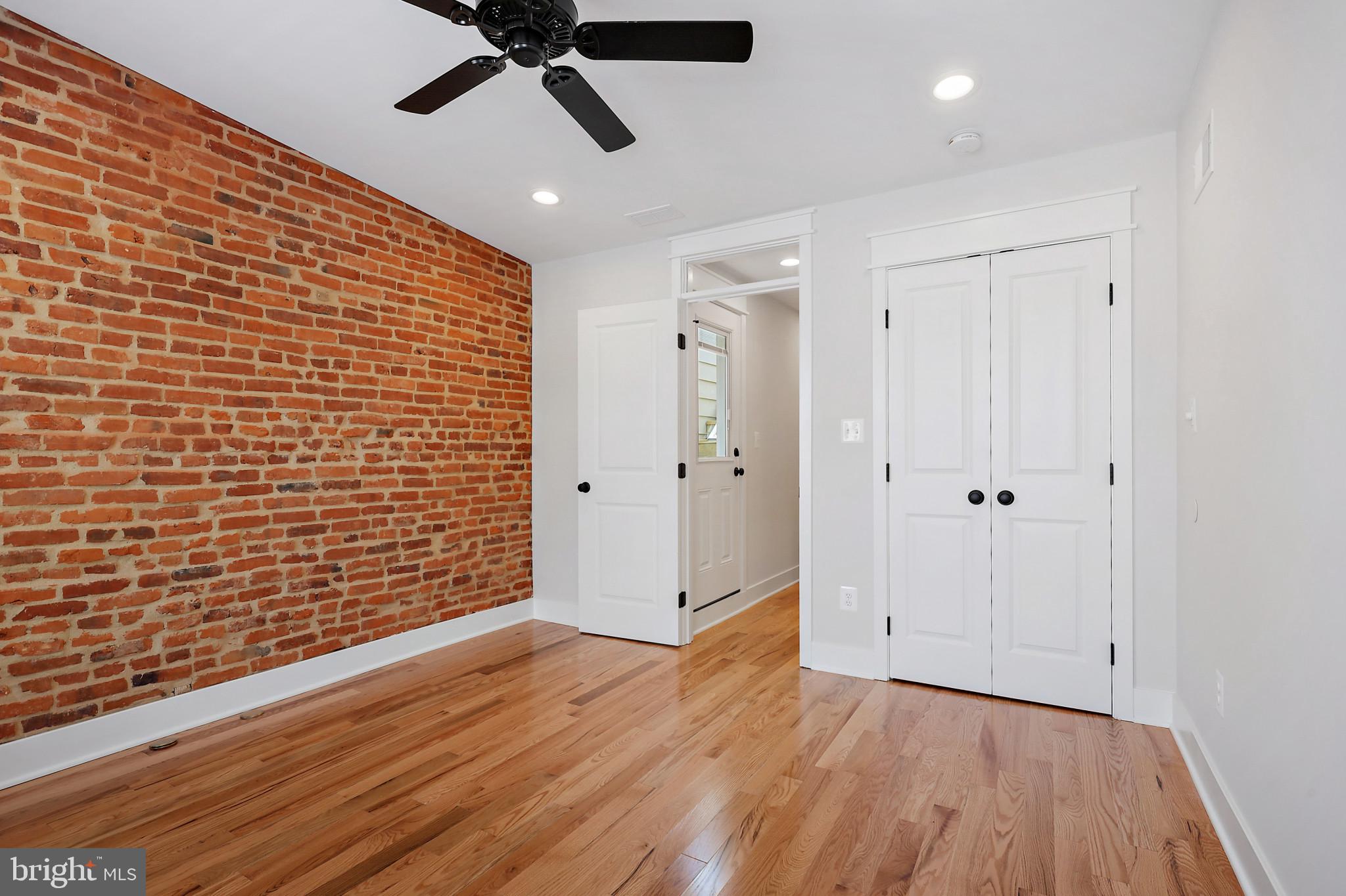 BREWERS HILL - Residential