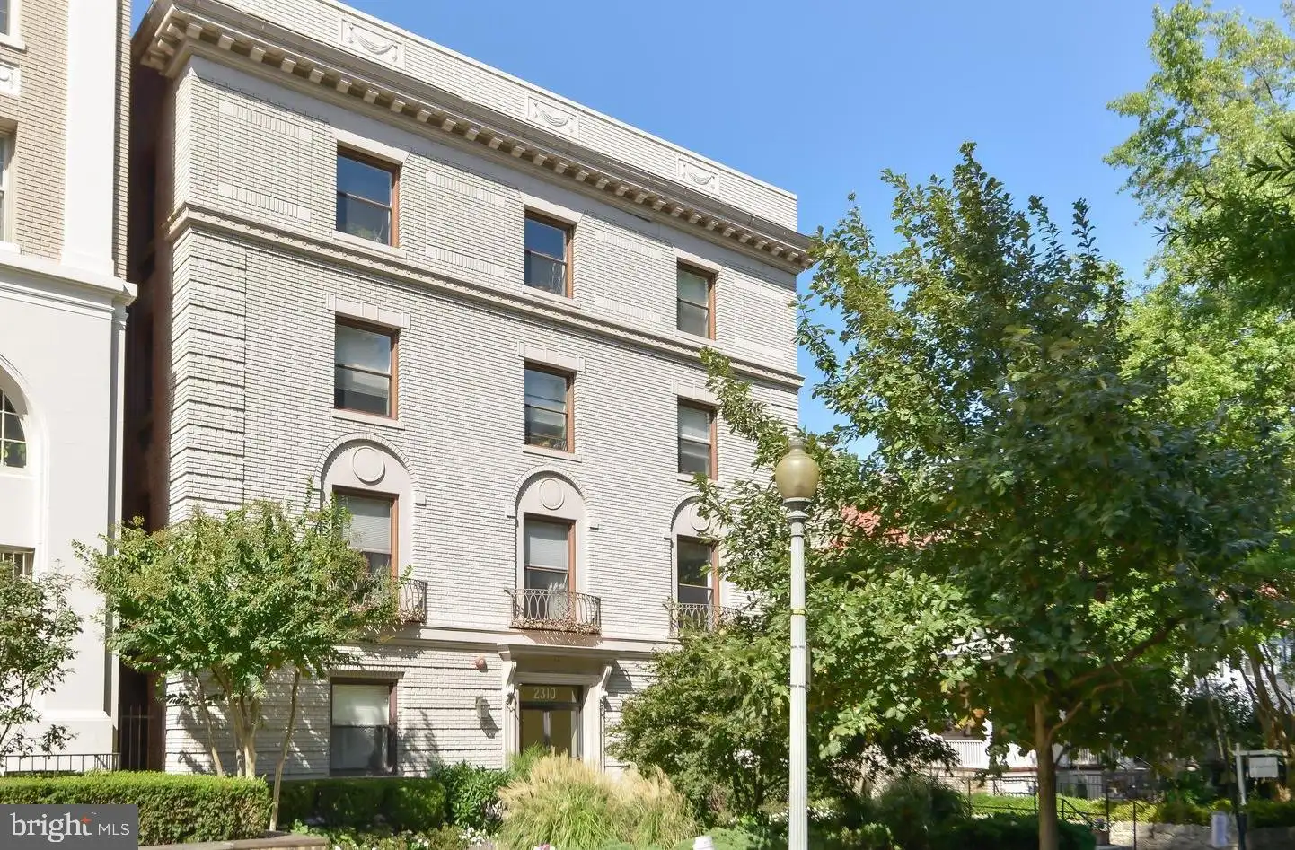2310 Ashmead Place NW Unit 201, Washington, DC 20009