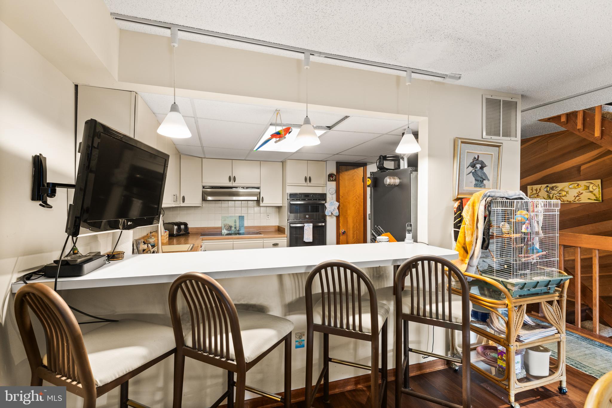 BAYSHORE ESTATES - Residential