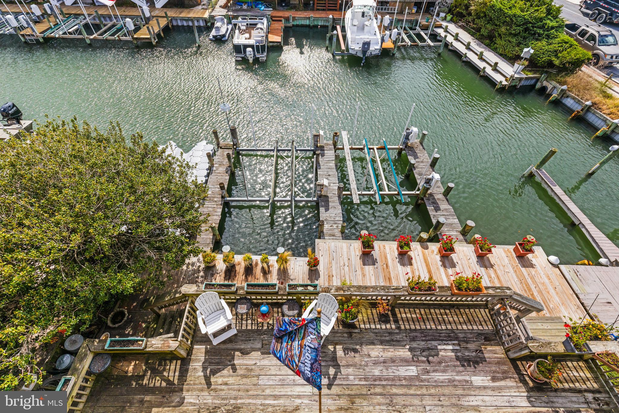 BAYSHORE ESTATES - Residential