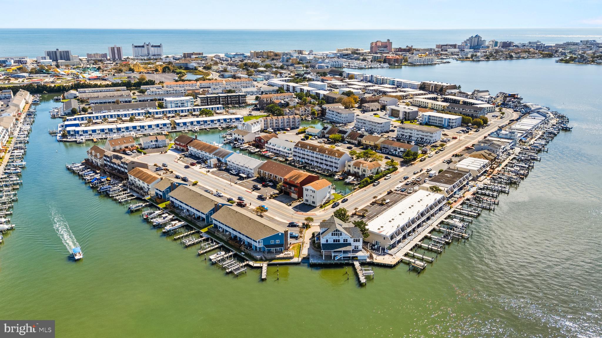 BAYSHORE ESTATES - Residential