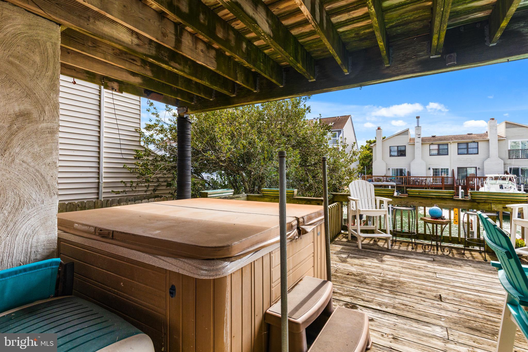 BAYSHORE ESTATES - Residential