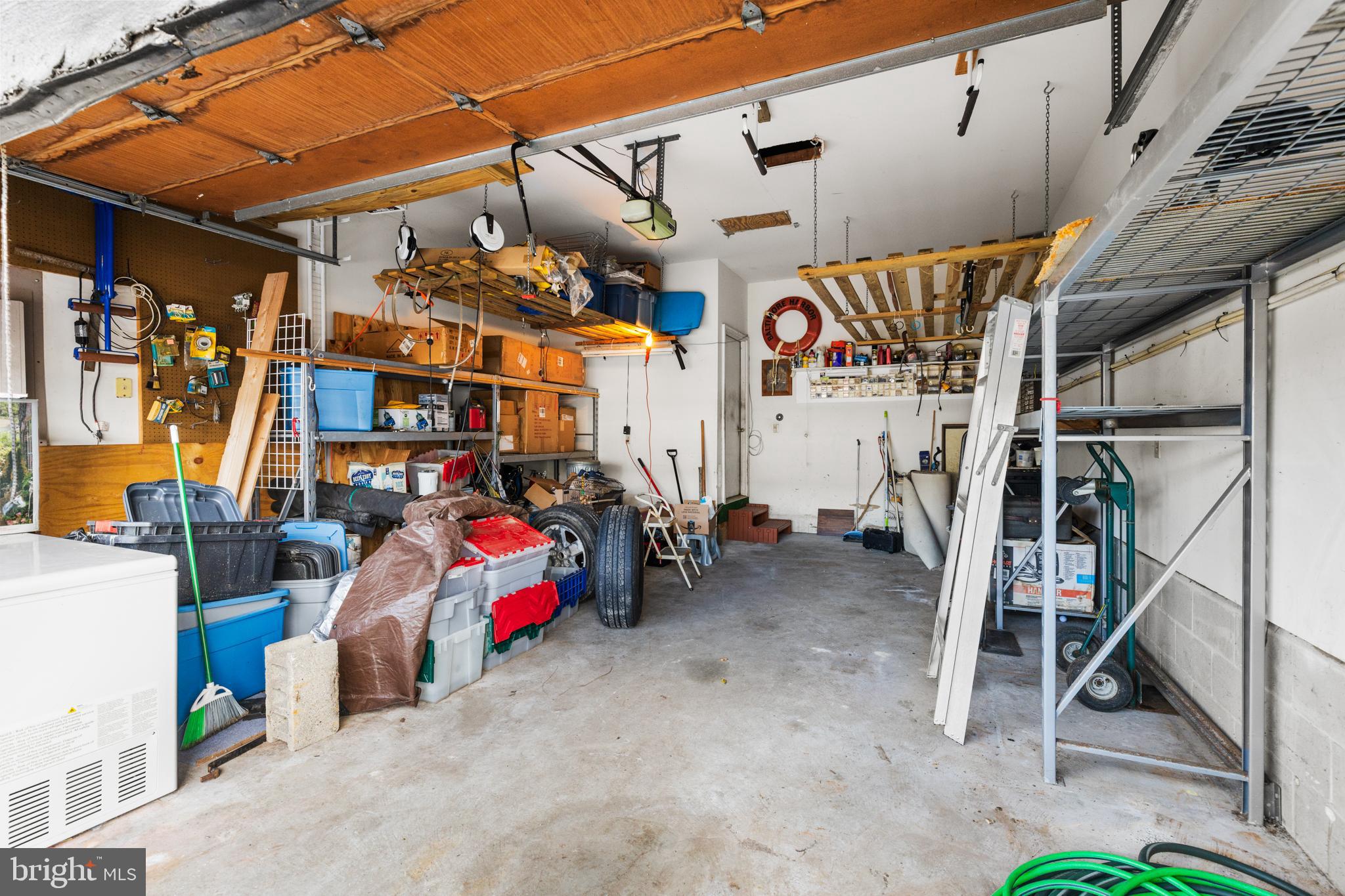 BAYSHORE ESTATES - Residential