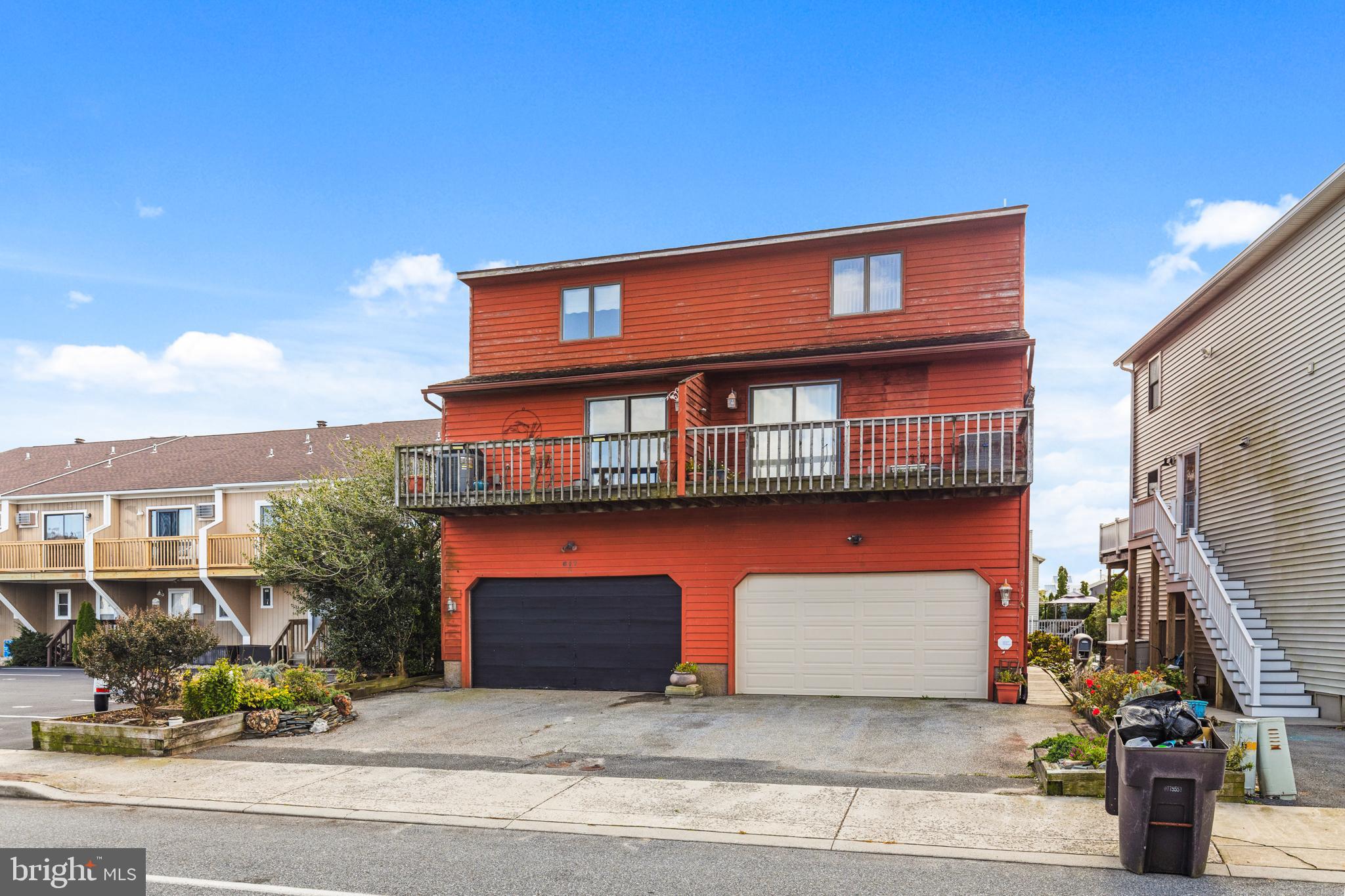 BAYSHORE ESTATES - Residential